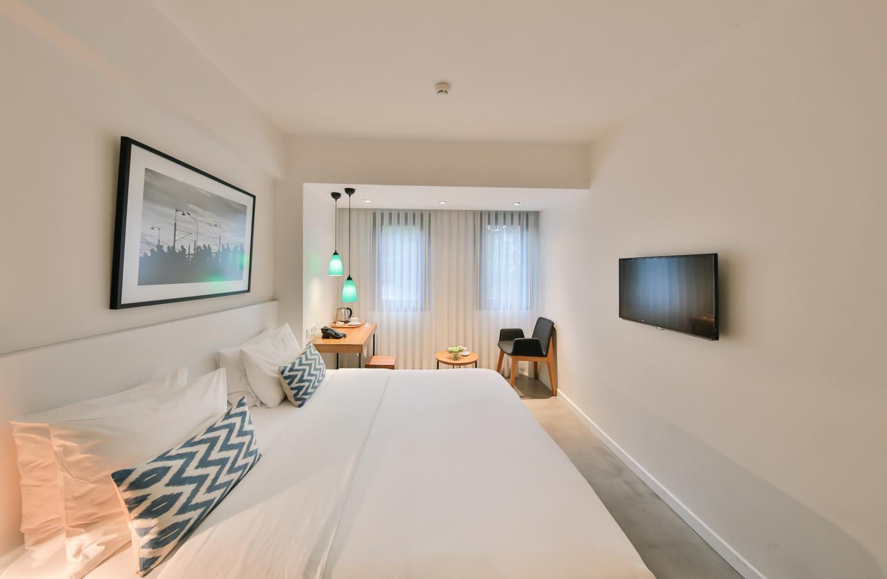 Superior Double or Twin Room photo 2