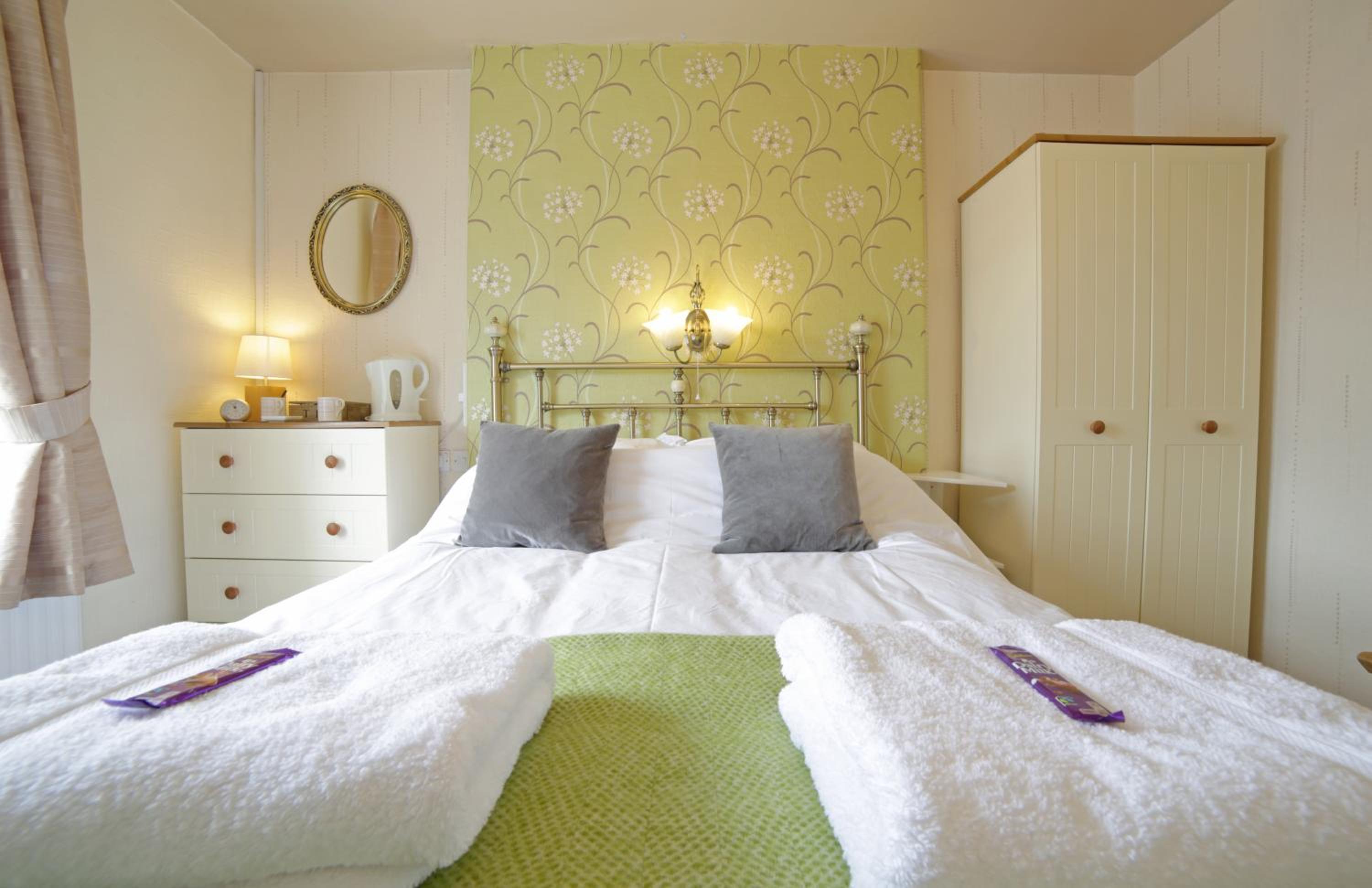 Standard Double Room photo 2