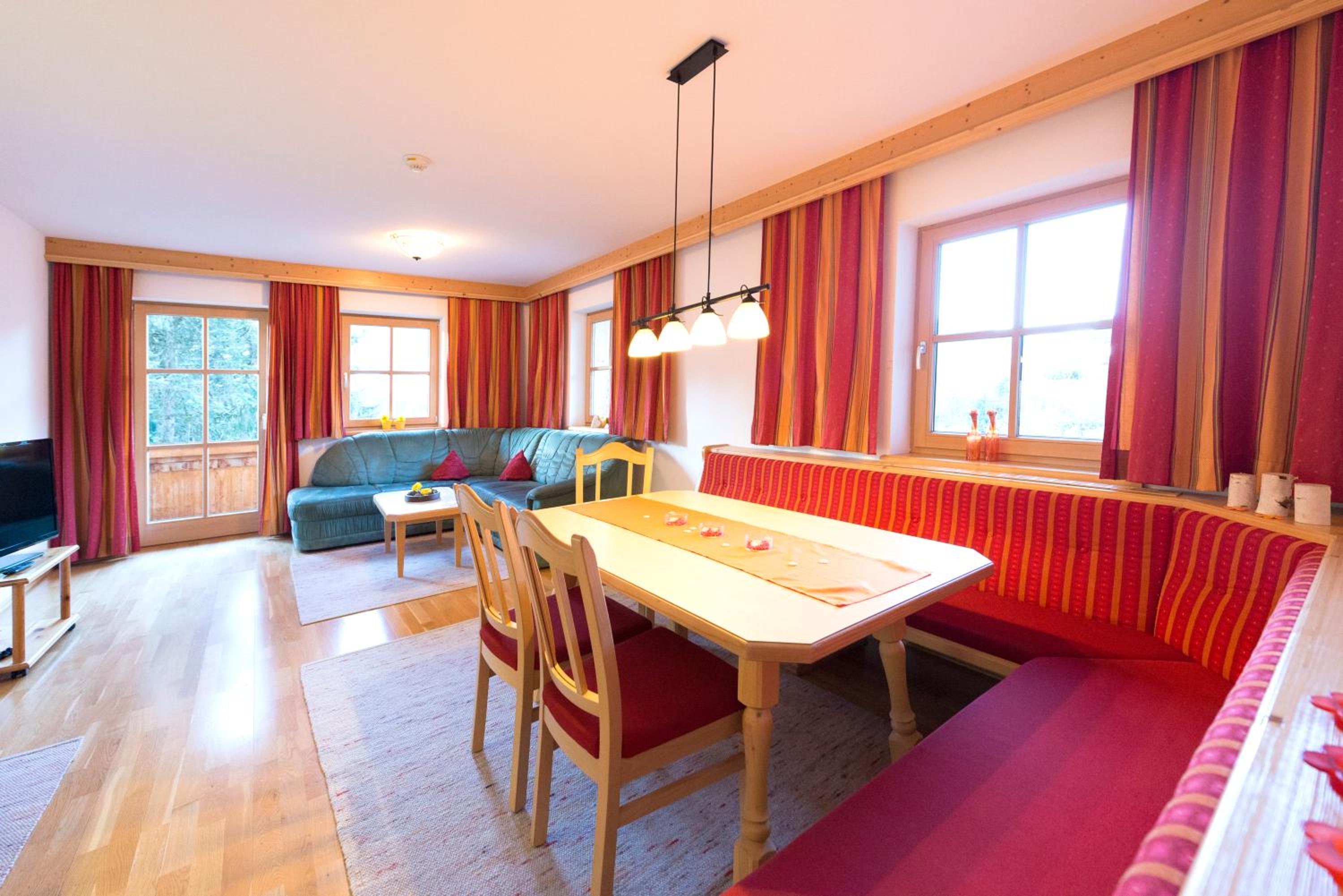 Three-Bedroom Apartment (6 Adults) photo 3