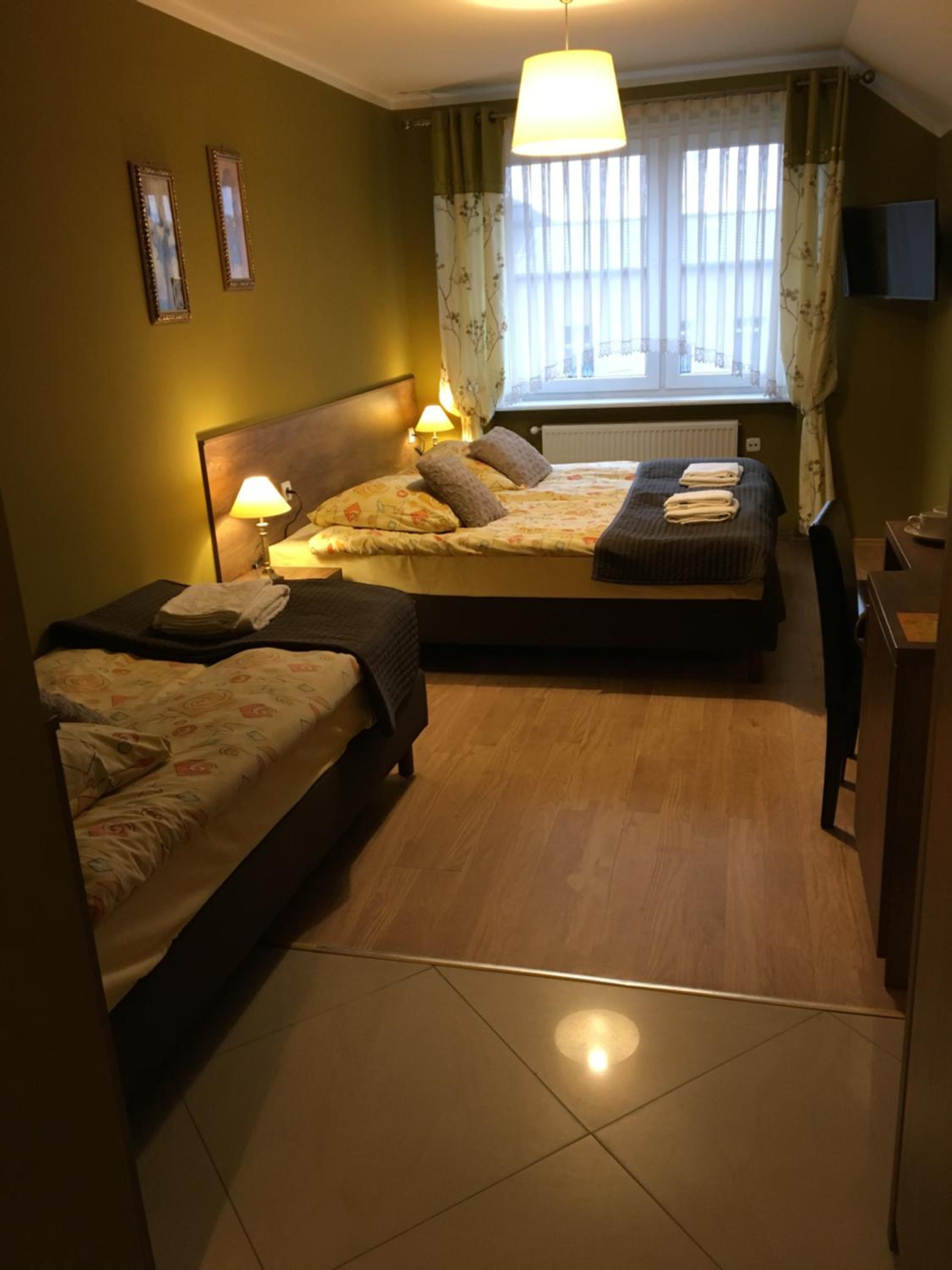 Standard Triple Room - Photo 1