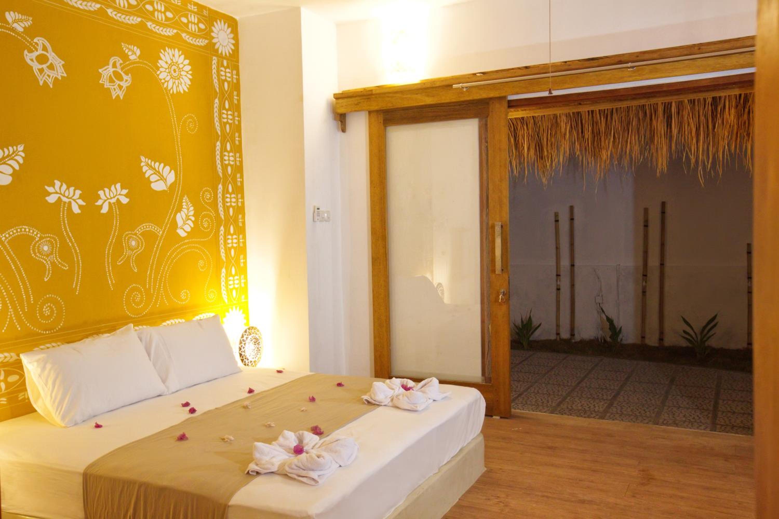 Two-Bedroom Villa - Photo 13