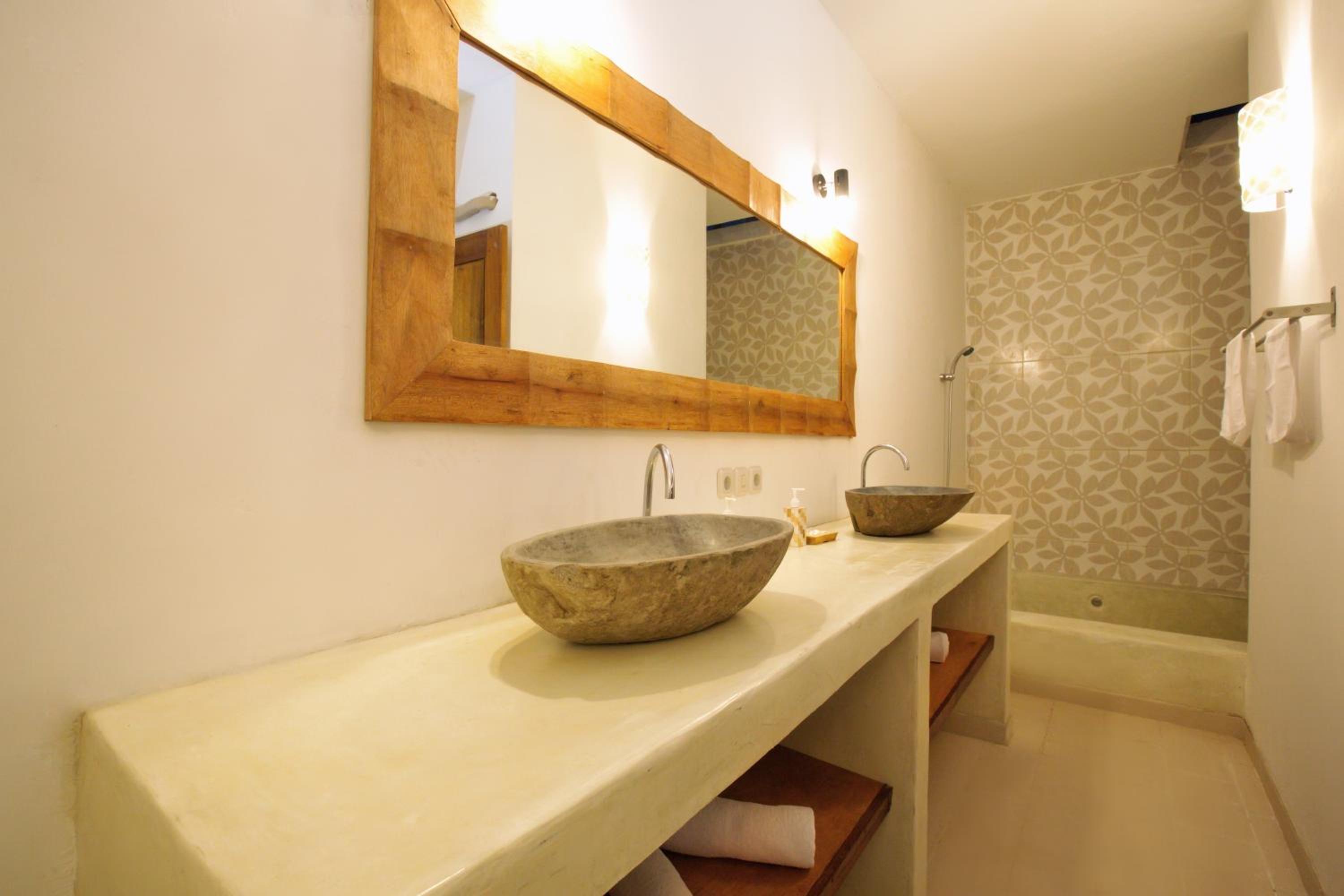 Two-Bedroom Villa - Photo 12