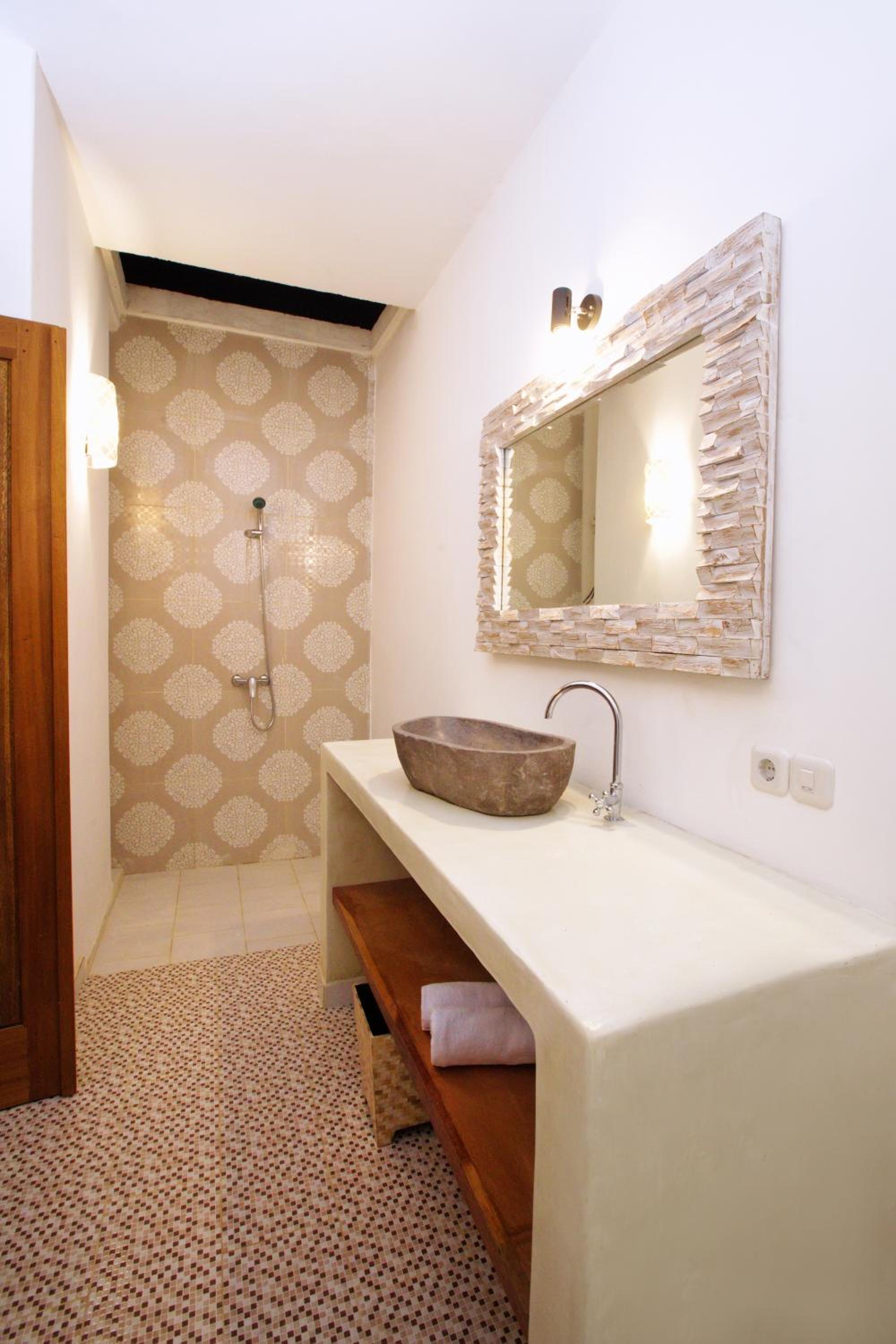 Two-Bedroom Villa - Photo 10