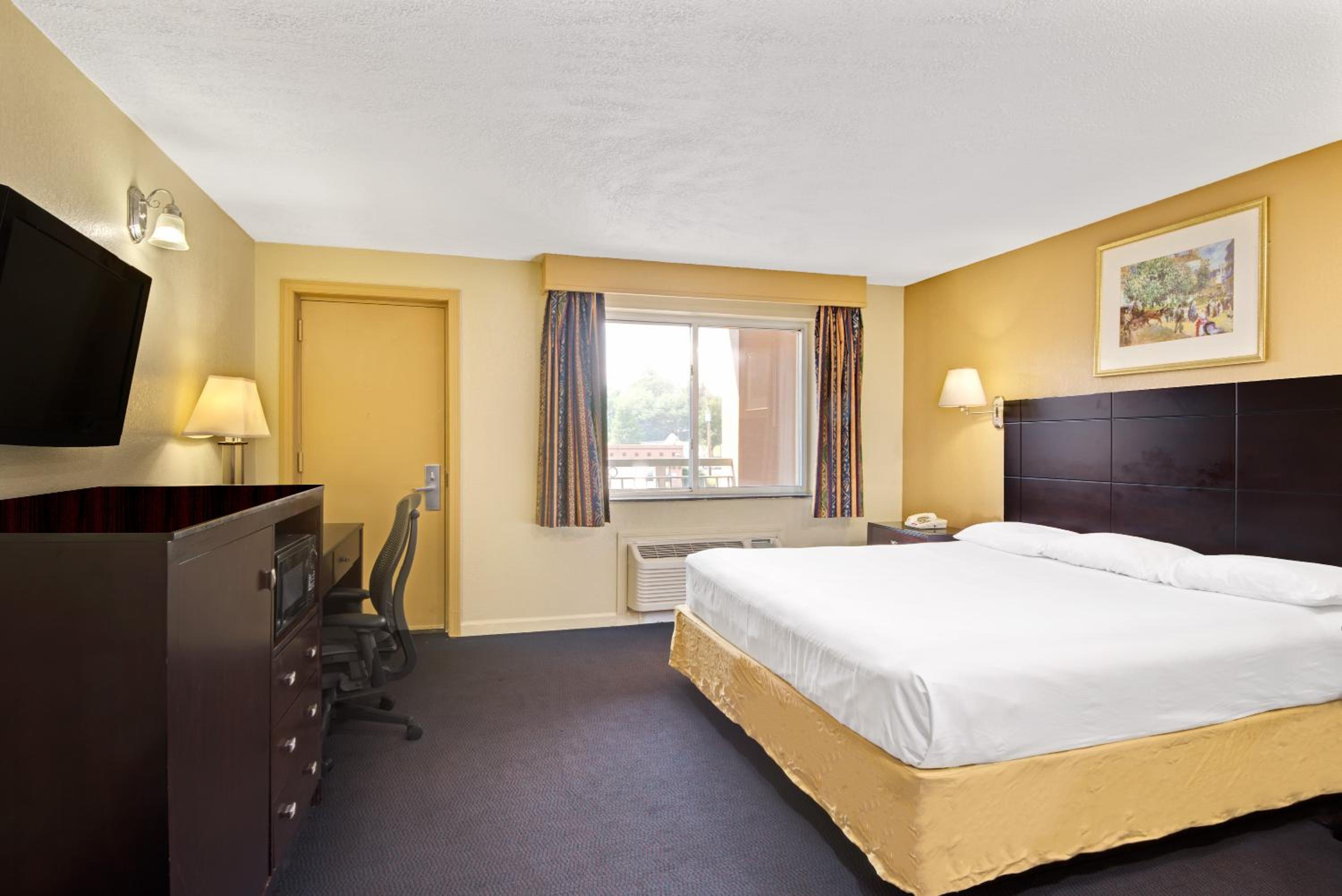 King Room - Smoking  - Photo 4