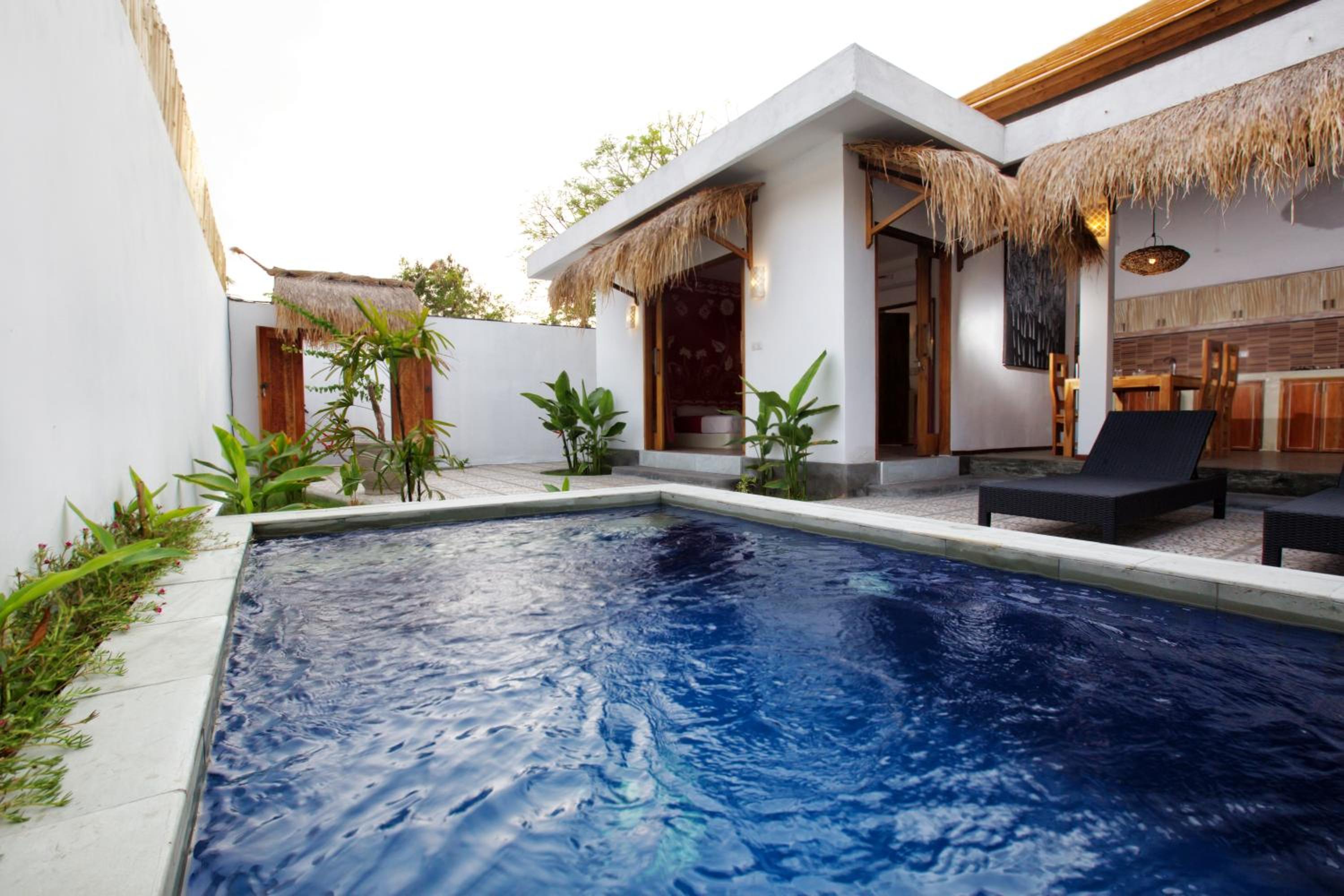 Two-Bedroom Villa - Photo 2