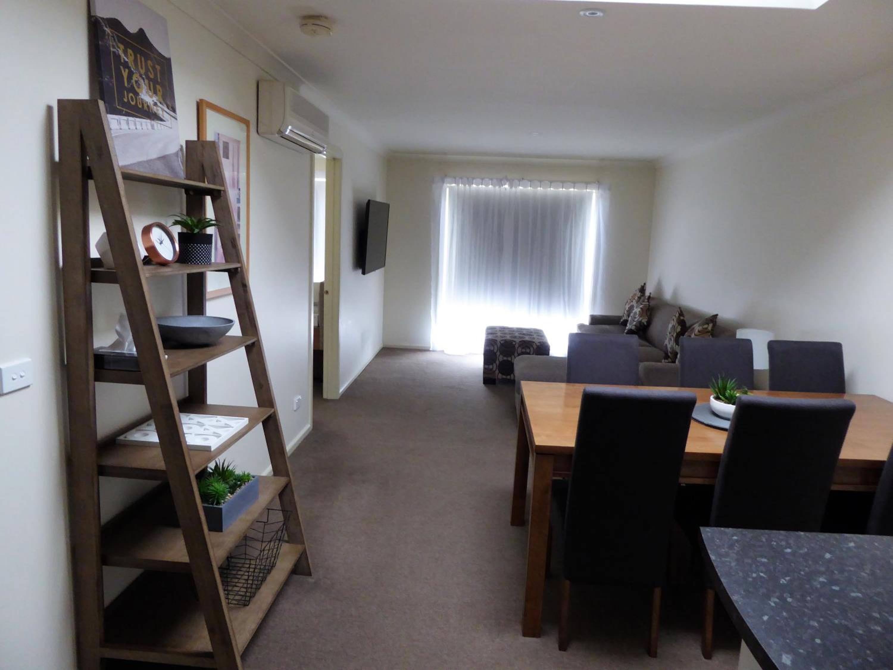 Standard Two-Bedroom Apartment photo 2
