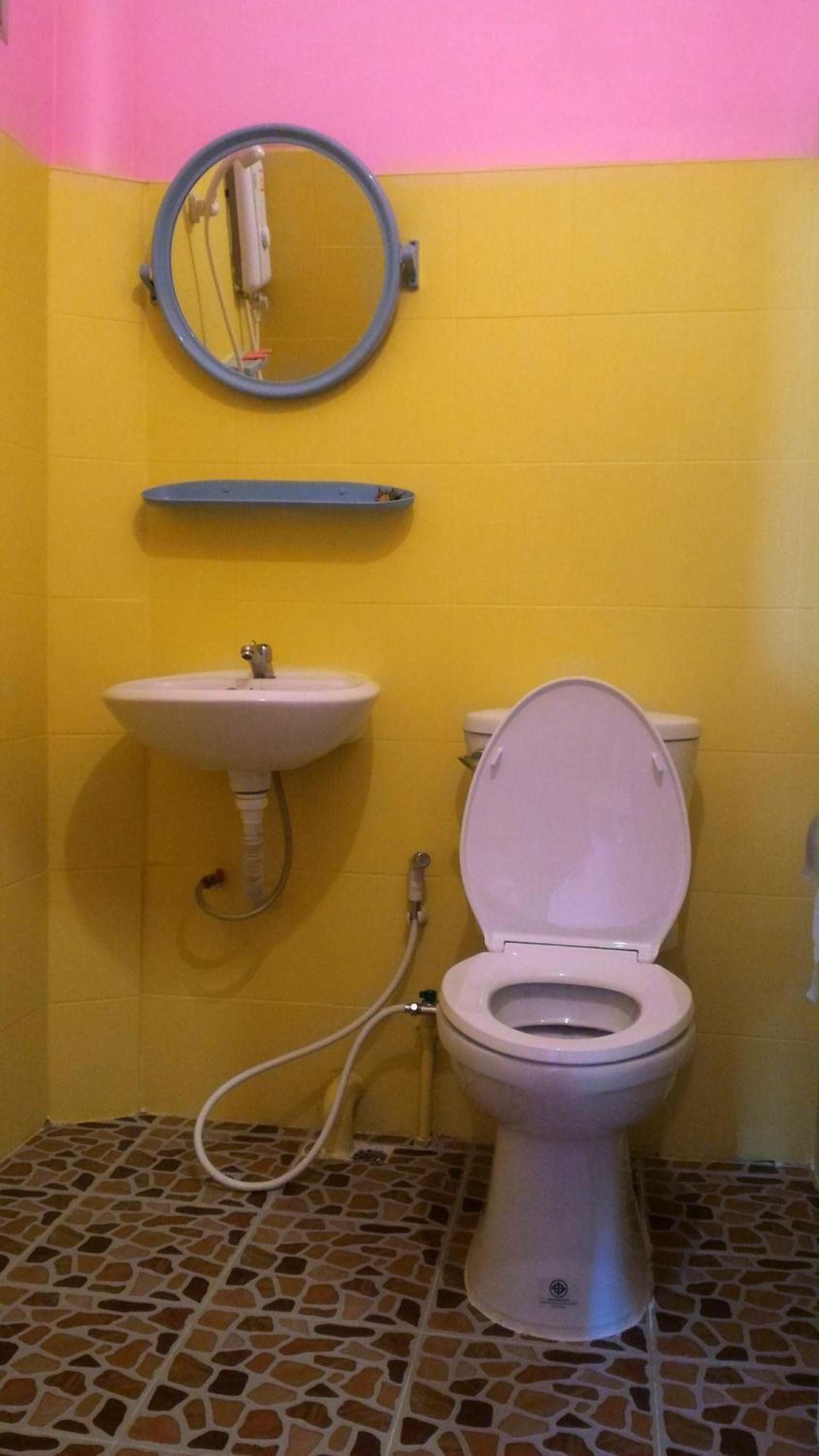 Budget Double Room photo 3