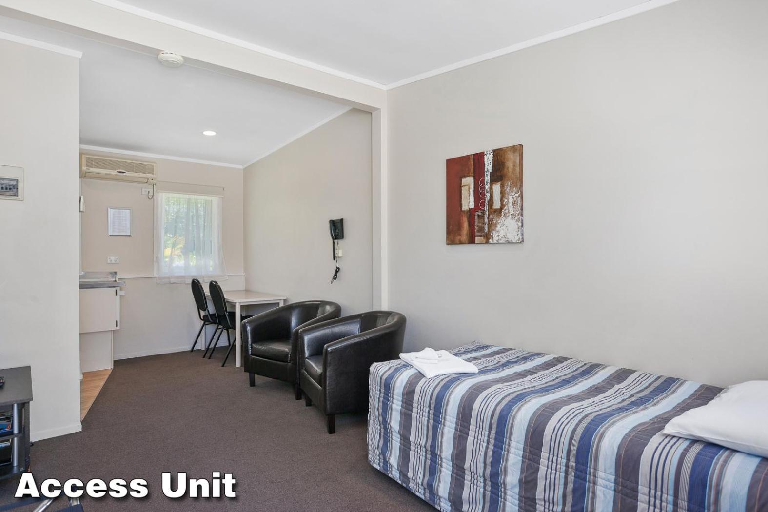 One-Bedroom Apartment - Disability Access photo 2