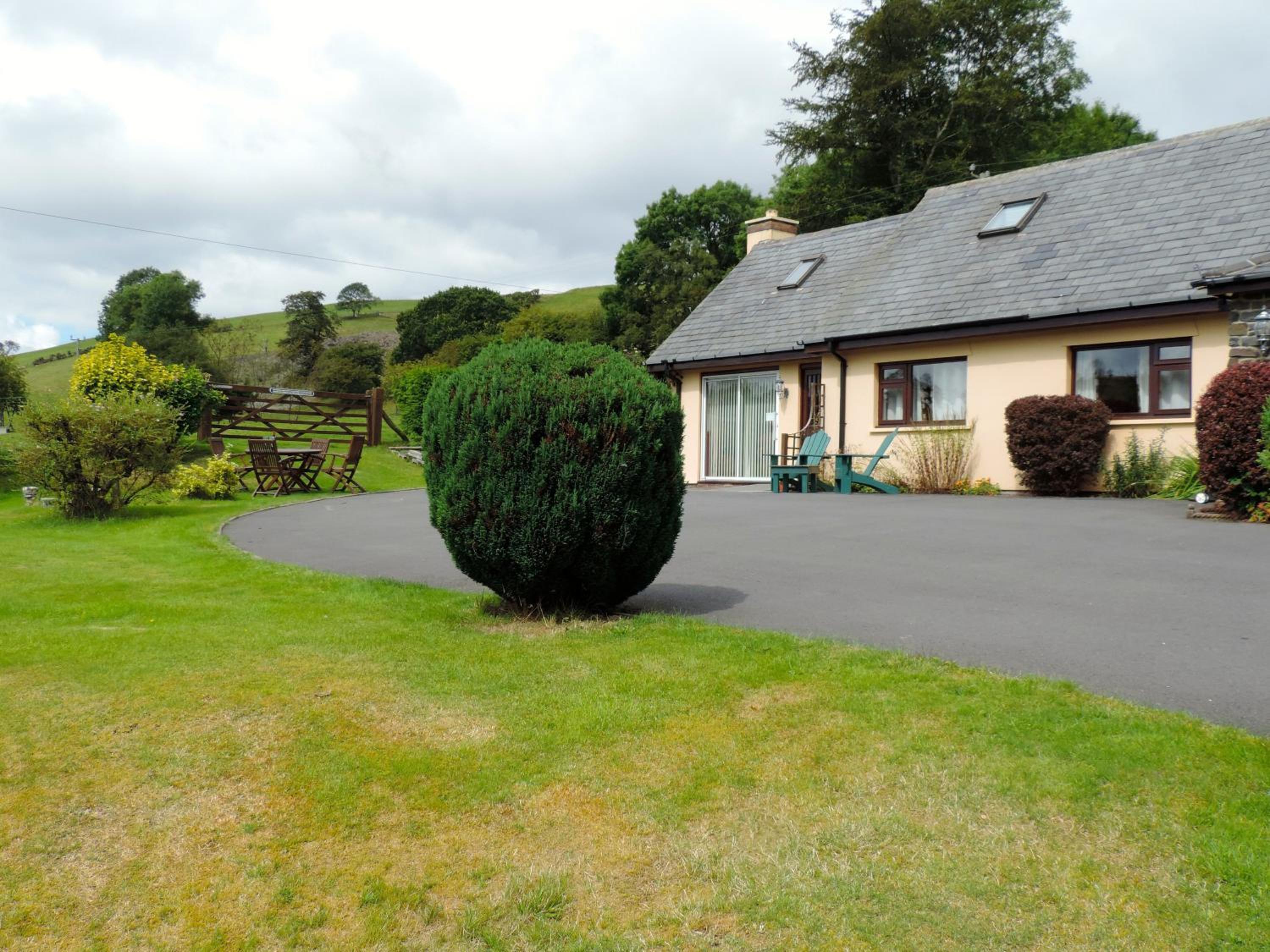 Two-Bedroom Holiday Home photo 2