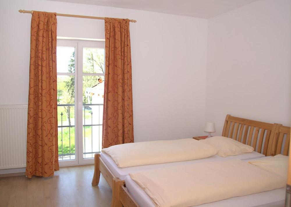 Apartment - Split Level - Photo 8