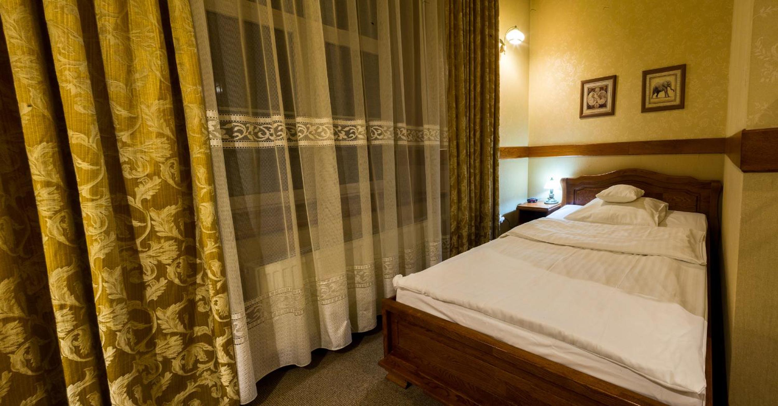 Small Double Room - Photo 1