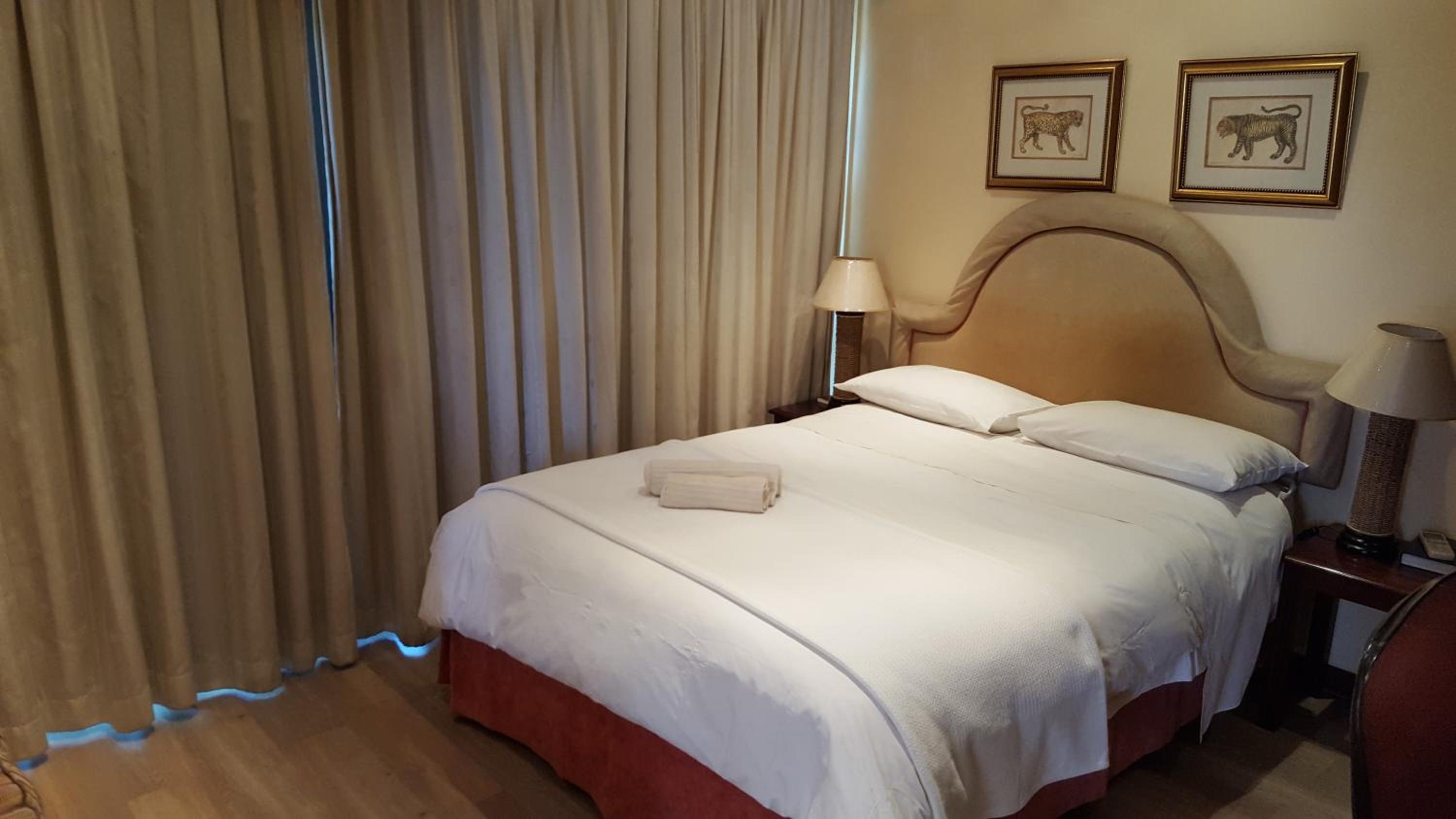 Double Room with Pool View - Photo 1