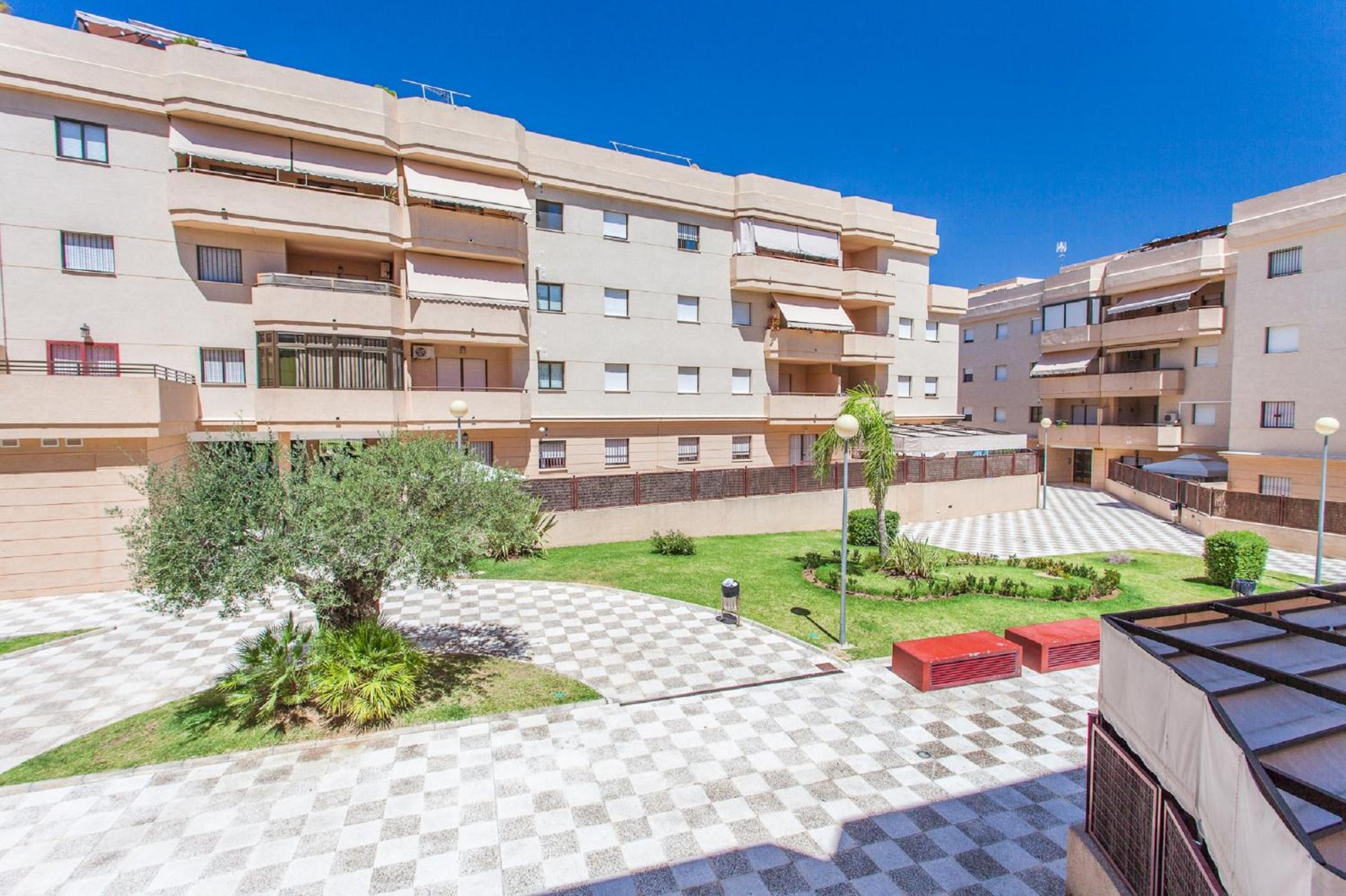 Two-Bedroom Apartment - Ground Floor (8 Adults) - Photo 9