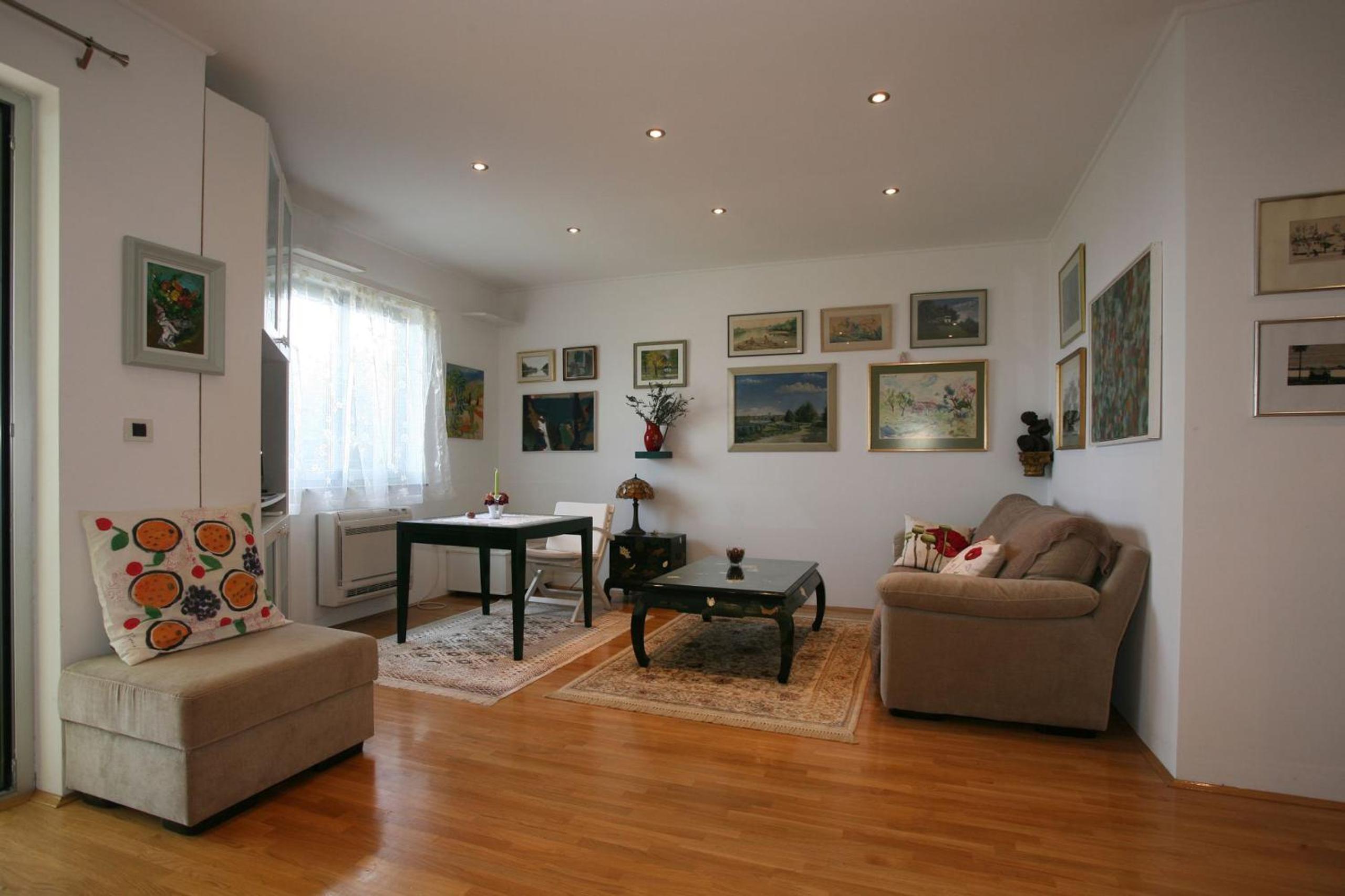 Apartment with Sea View