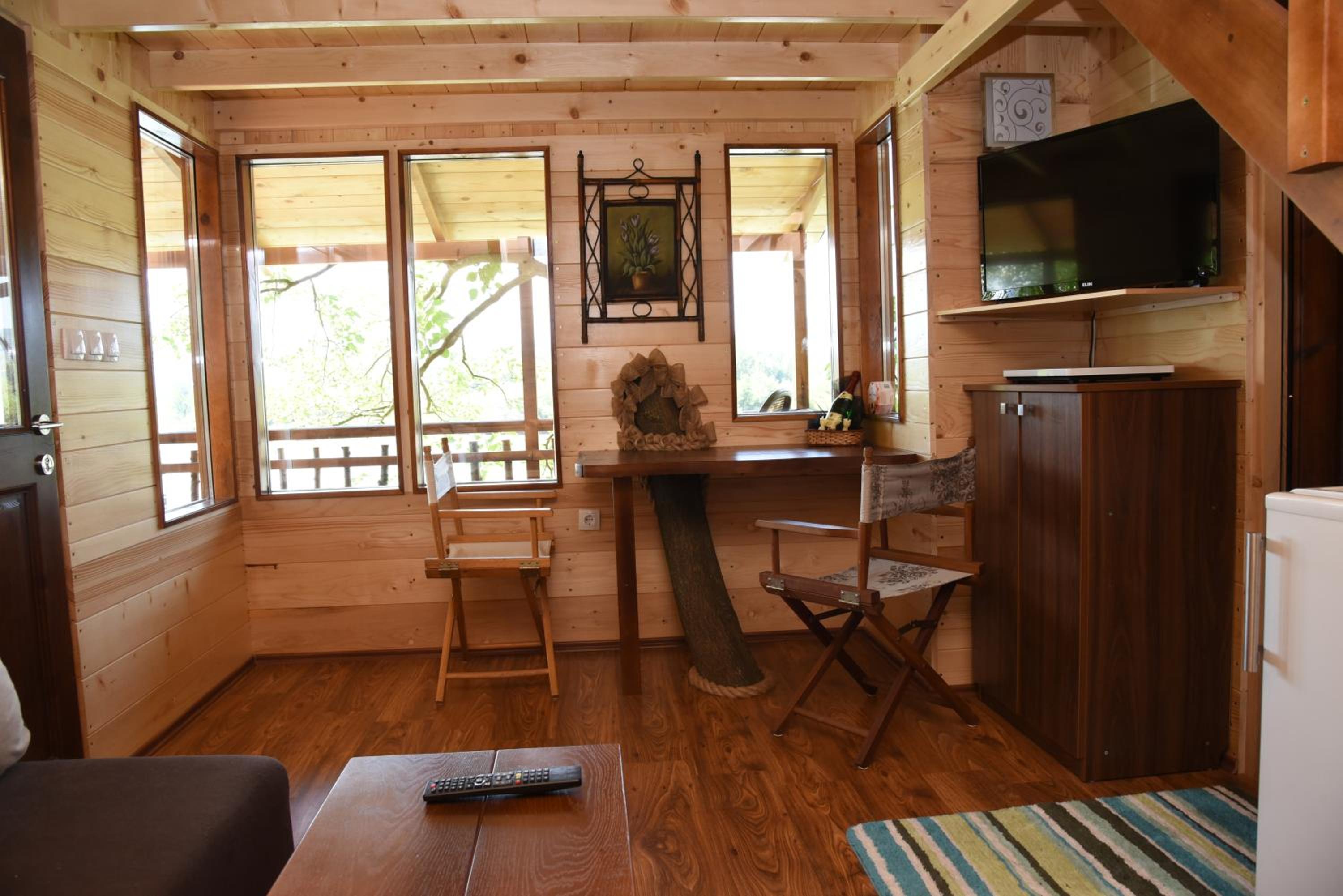 Tree House photo 1