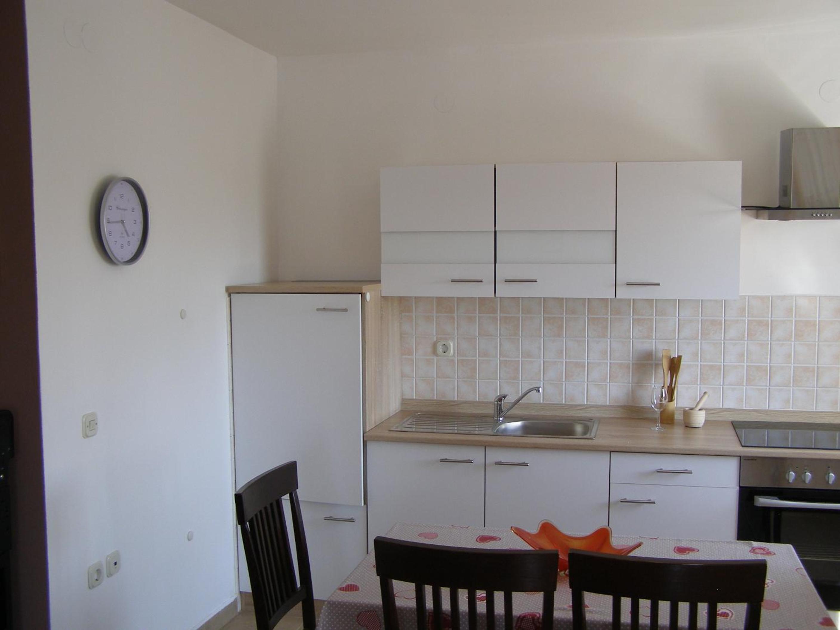 One-Bedroom Apartment - Photo 19