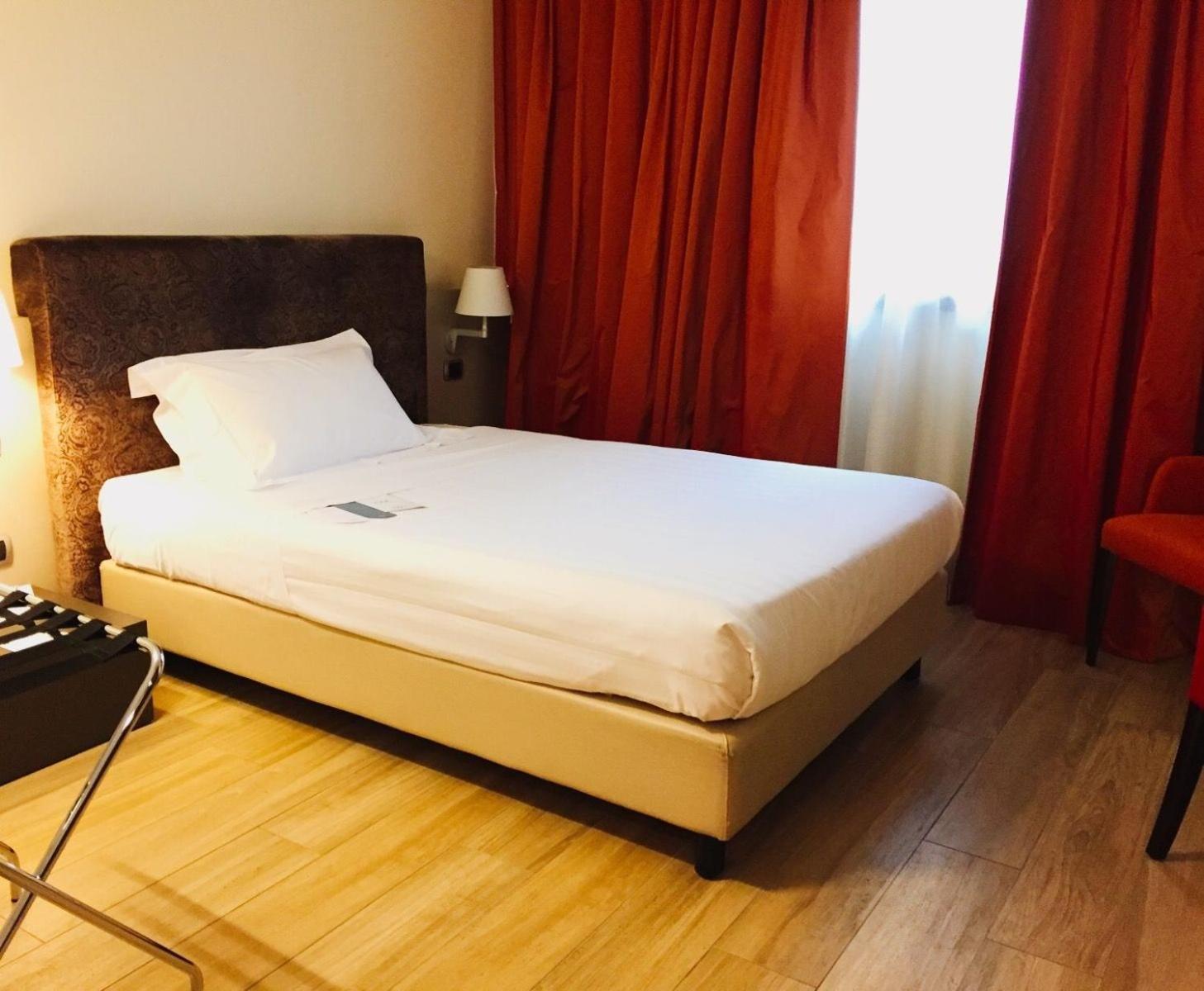 Queen Room - Disability Access