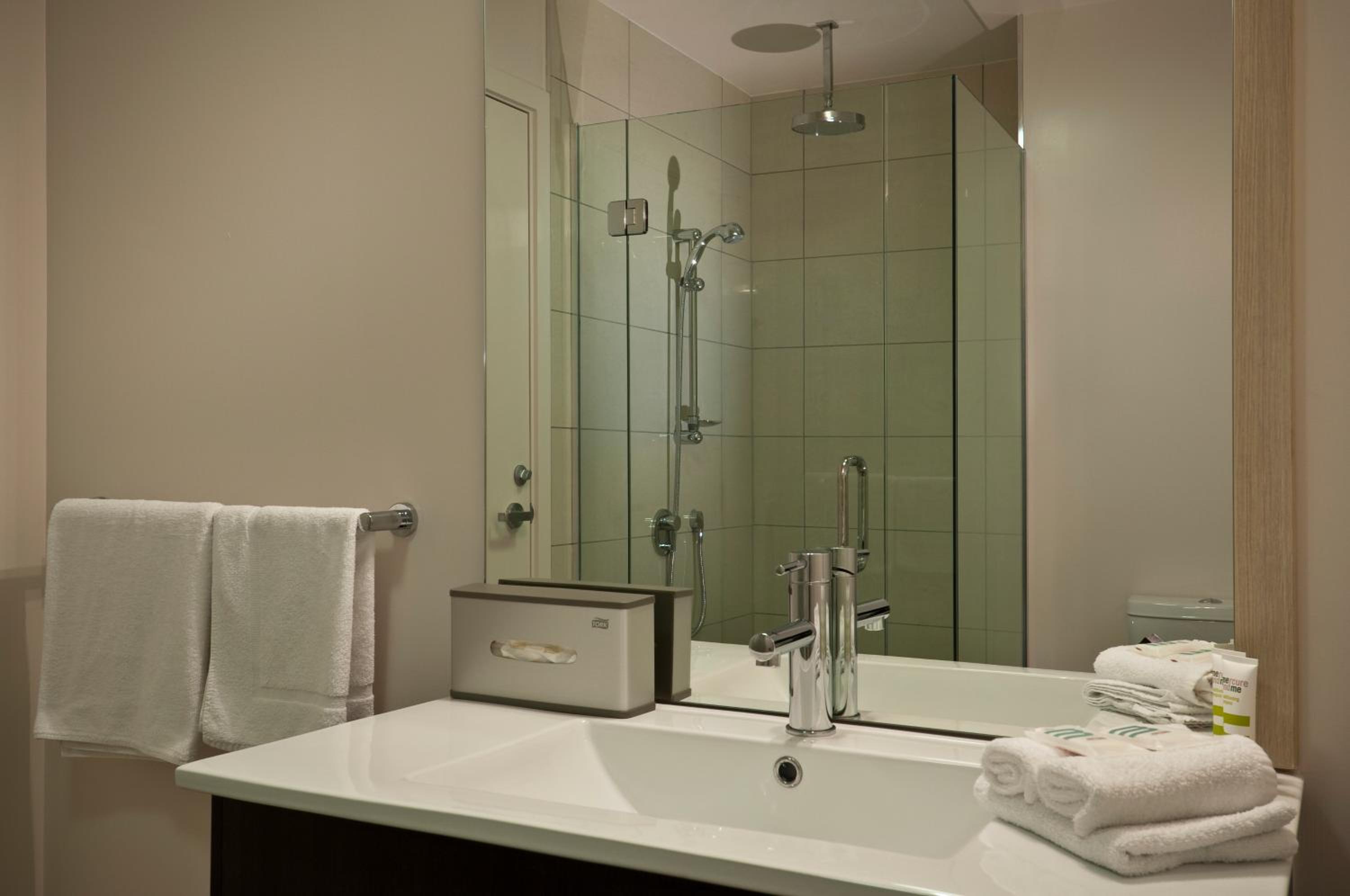 Suite Dreams - Photo 3