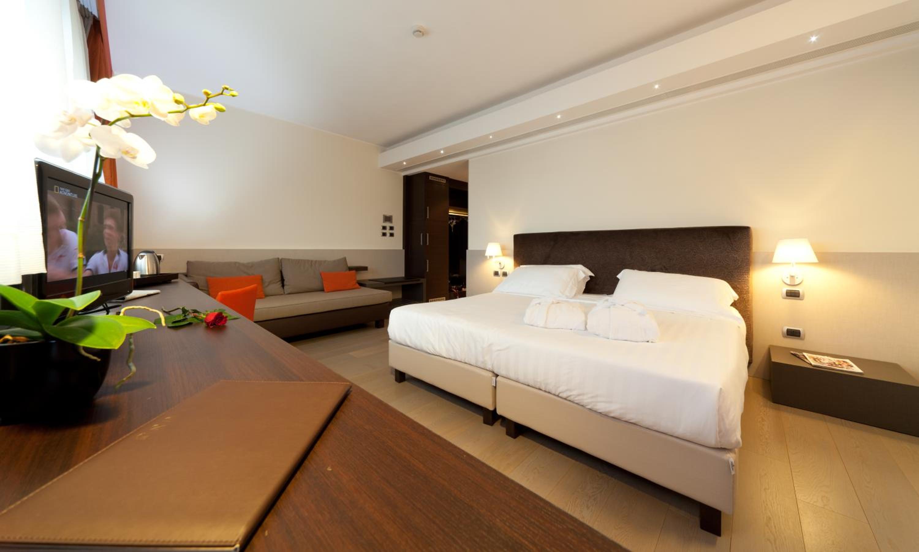 Junior Suite - Photo 2