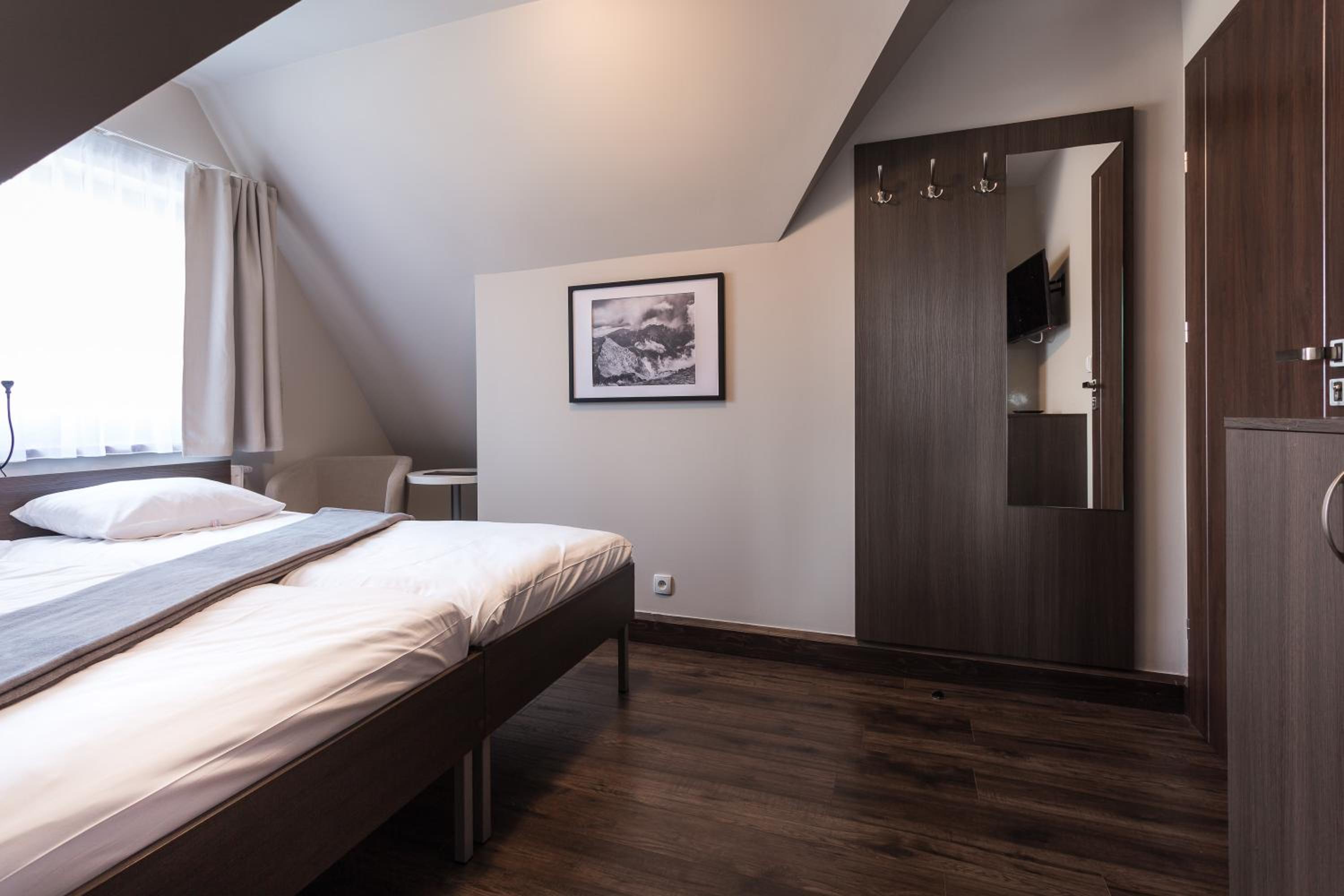 Standard Double Room - Photo 1