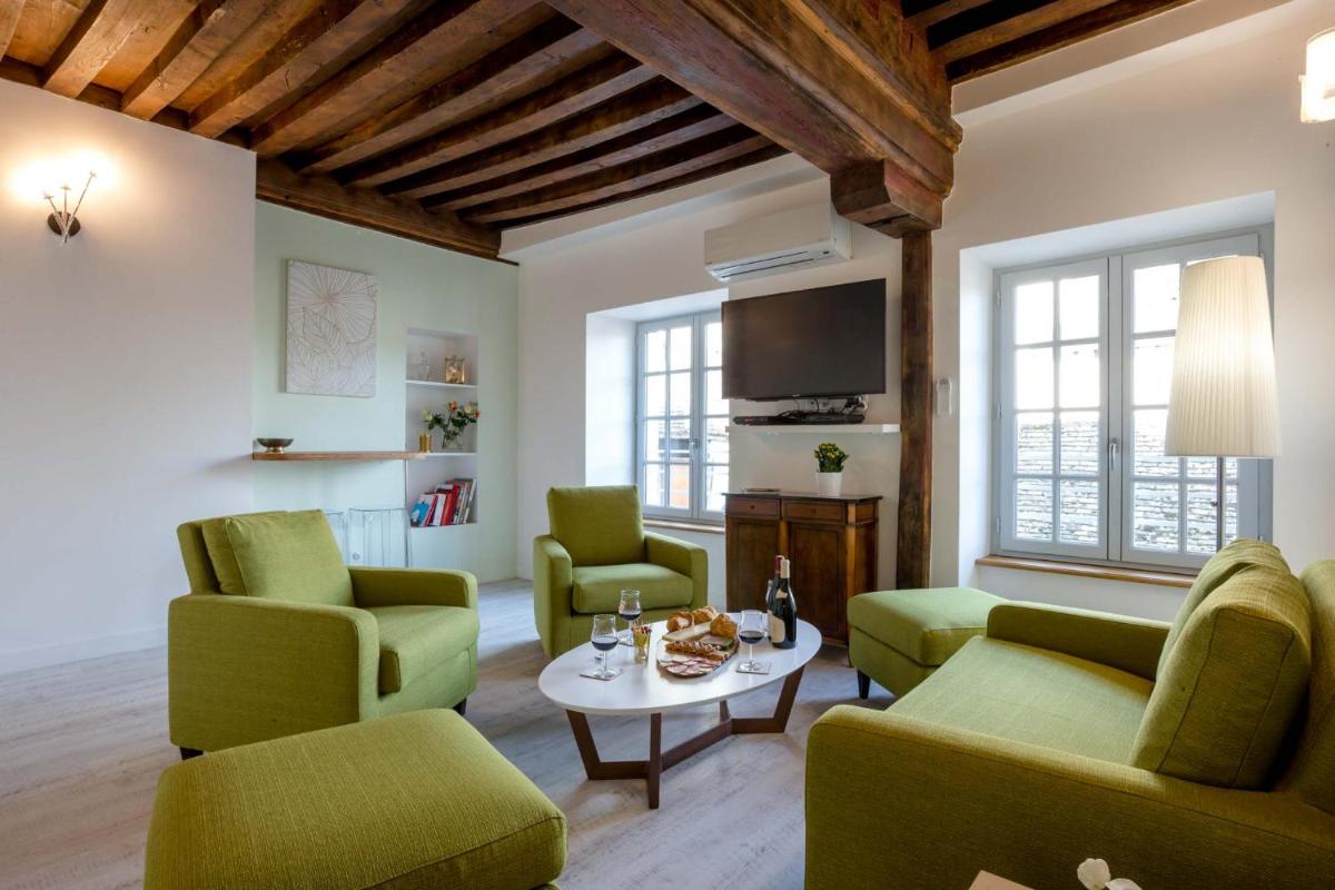 Duplex Apartment photo 3