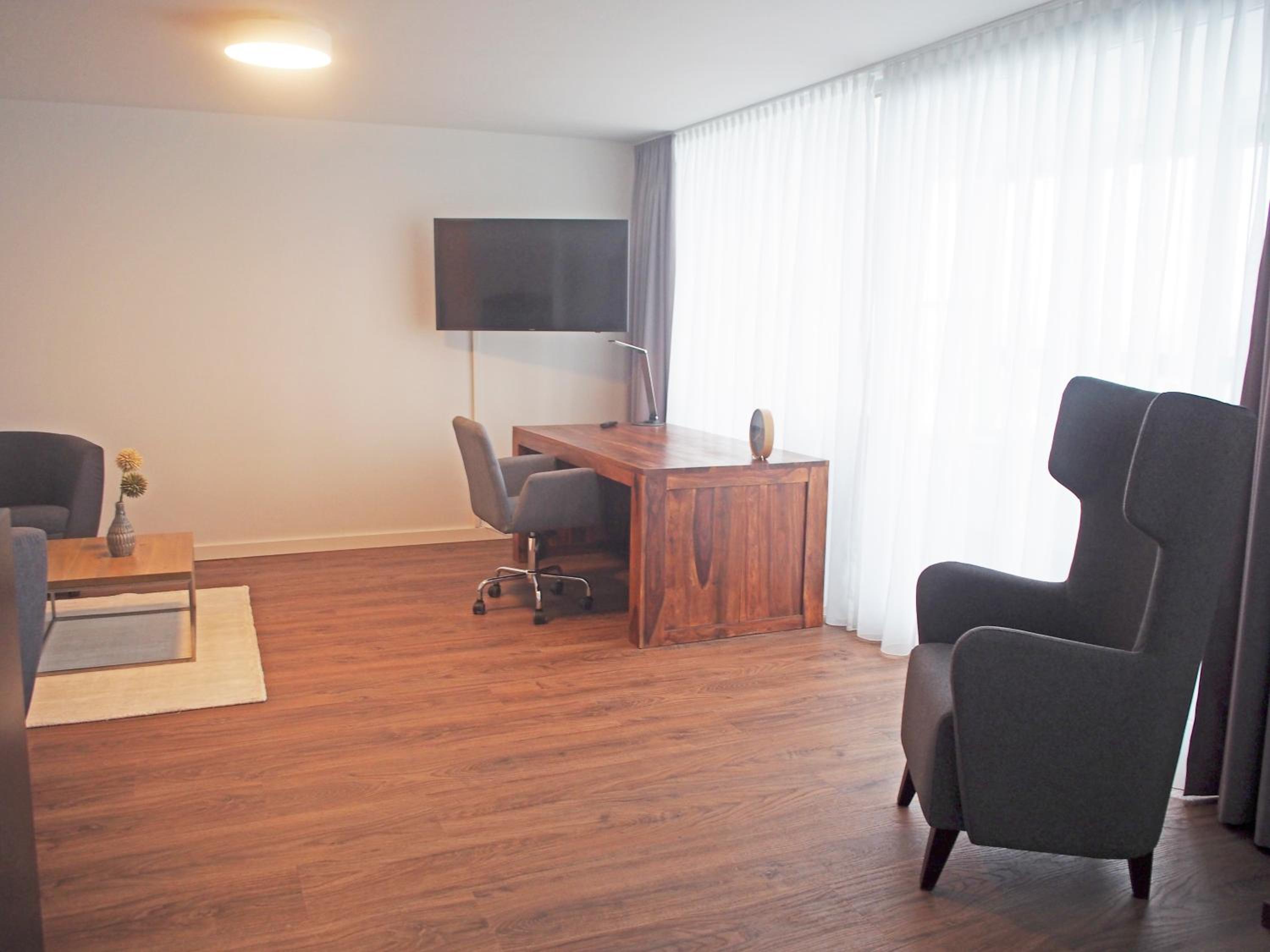 Deluxe Single Room