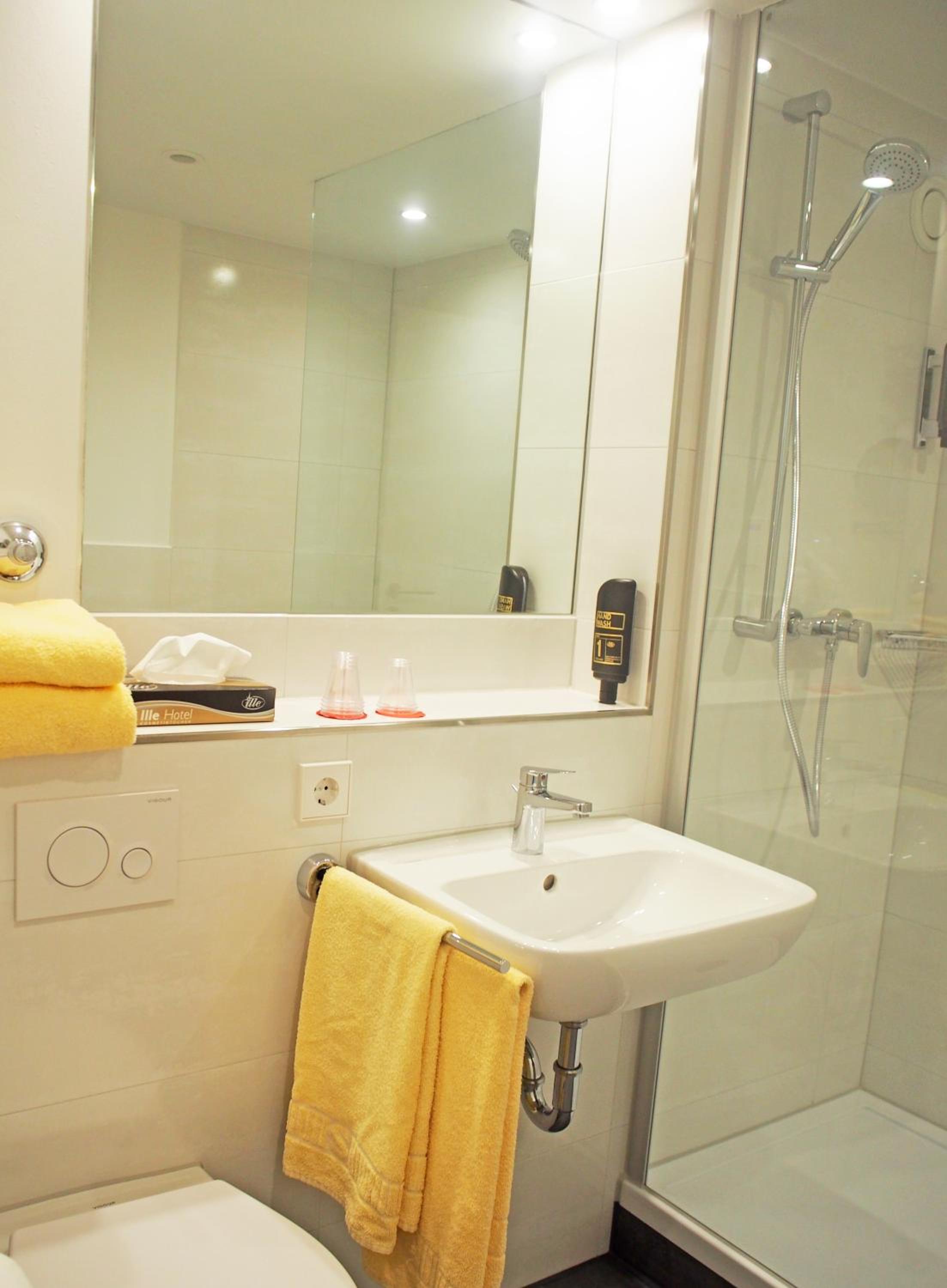 Single Room photo 3