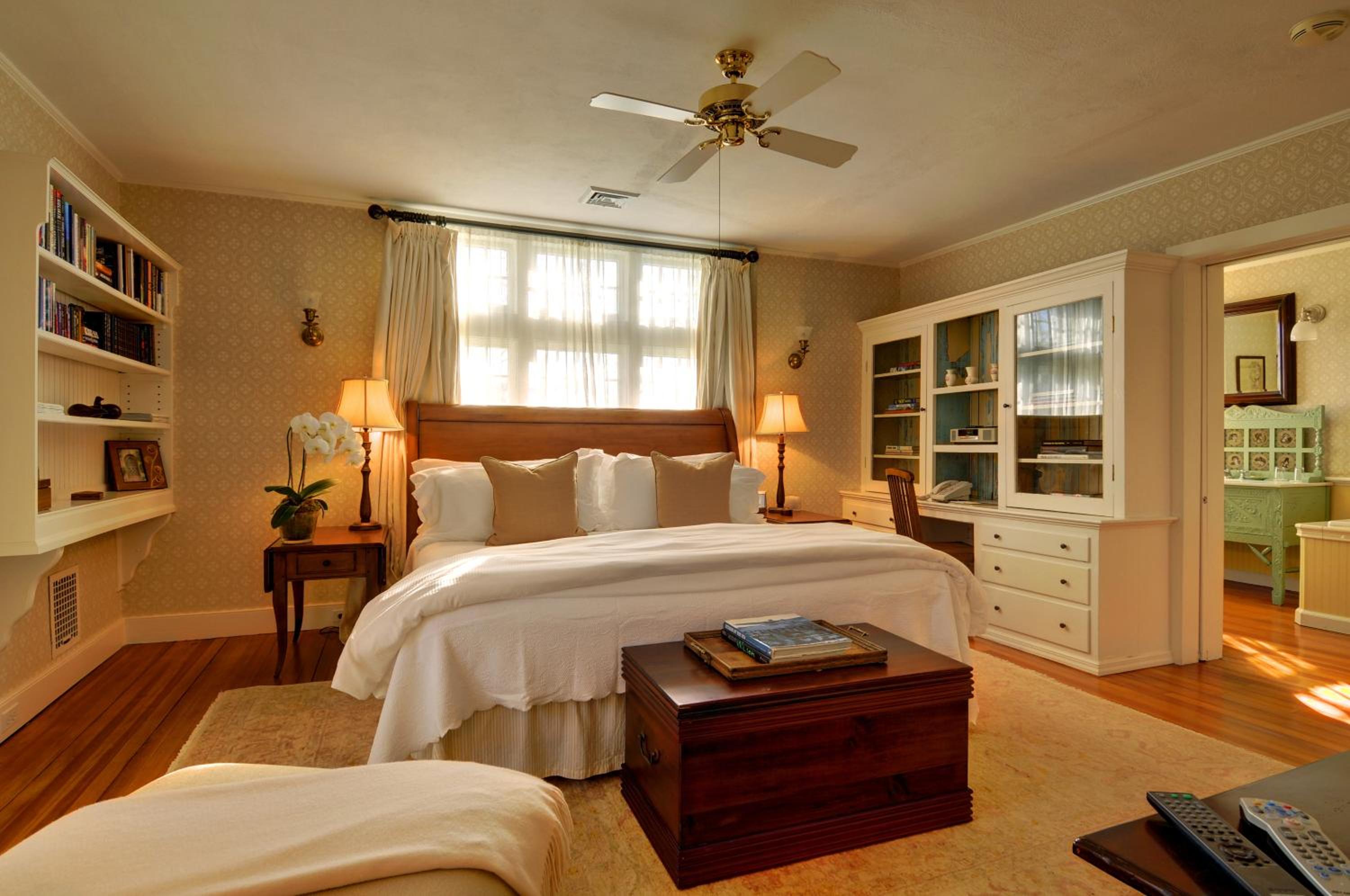 Deluxe Queen Room photo 1