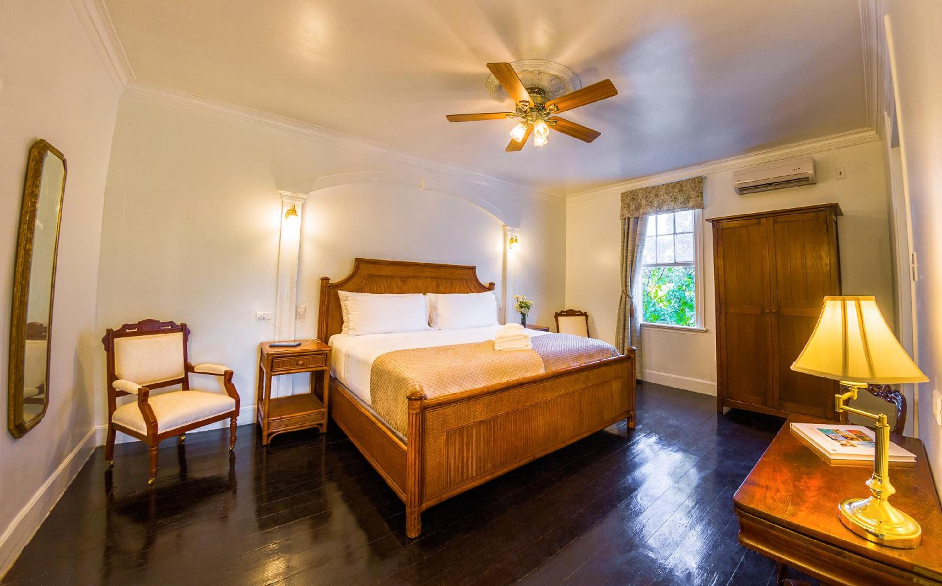 Executive Suite