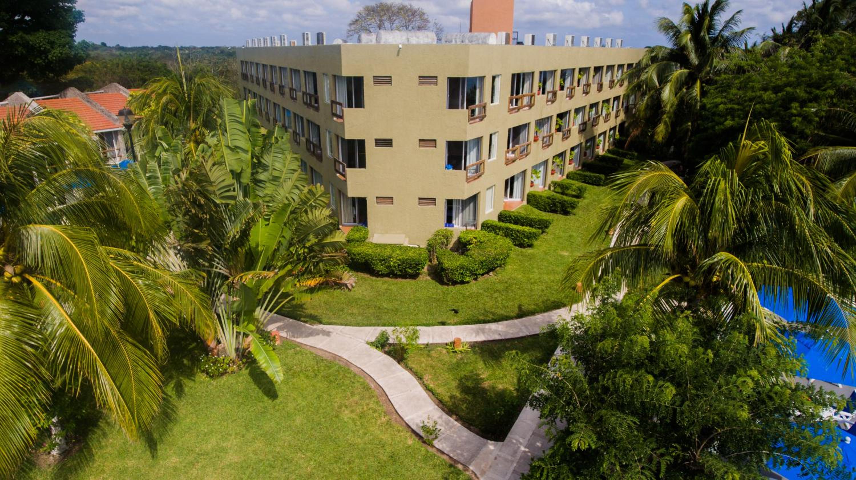 Superior Garden view with Balcony or Terrace - Photo 9