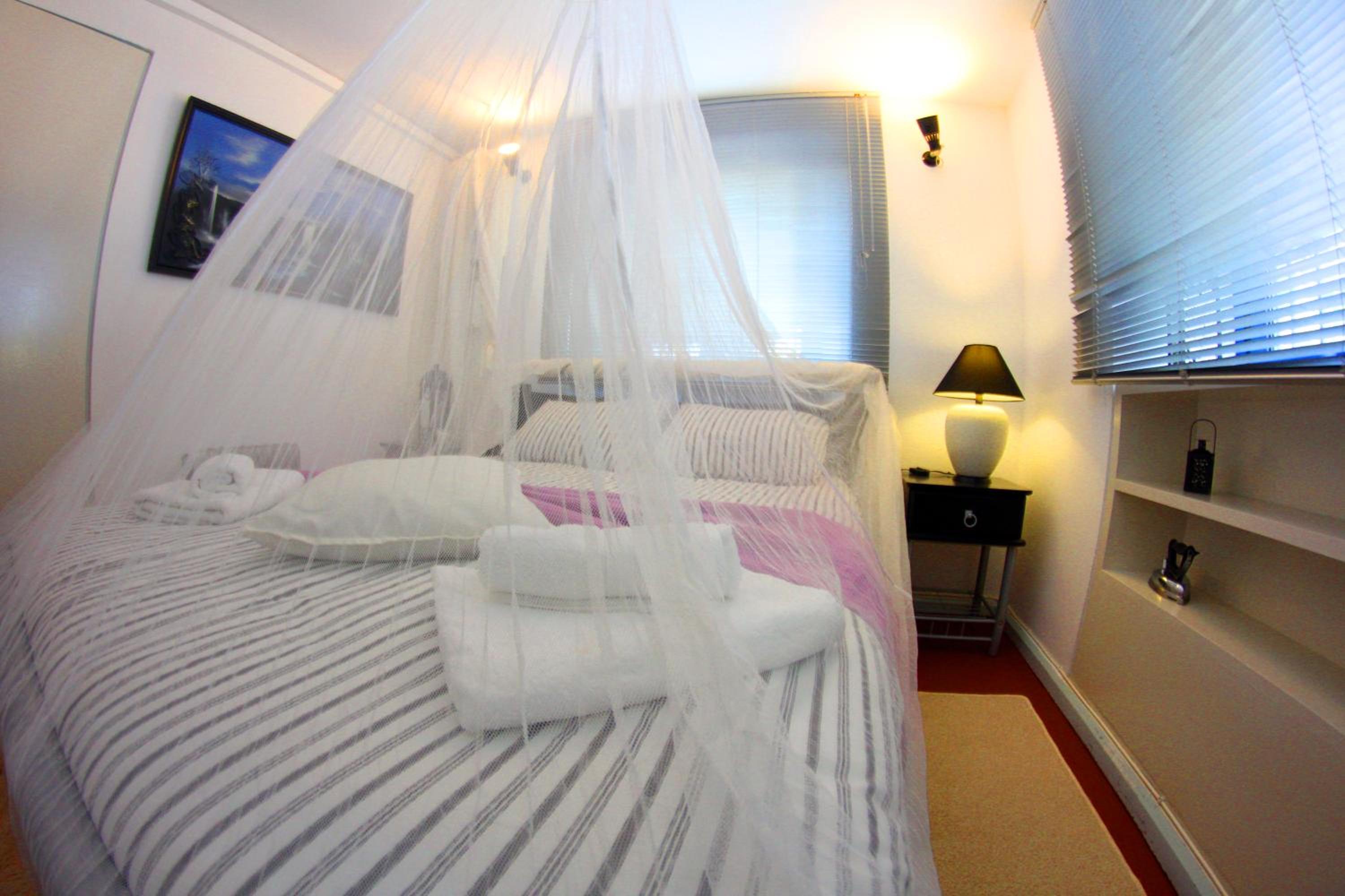Three-Bedroom Townhouse - Photo 1