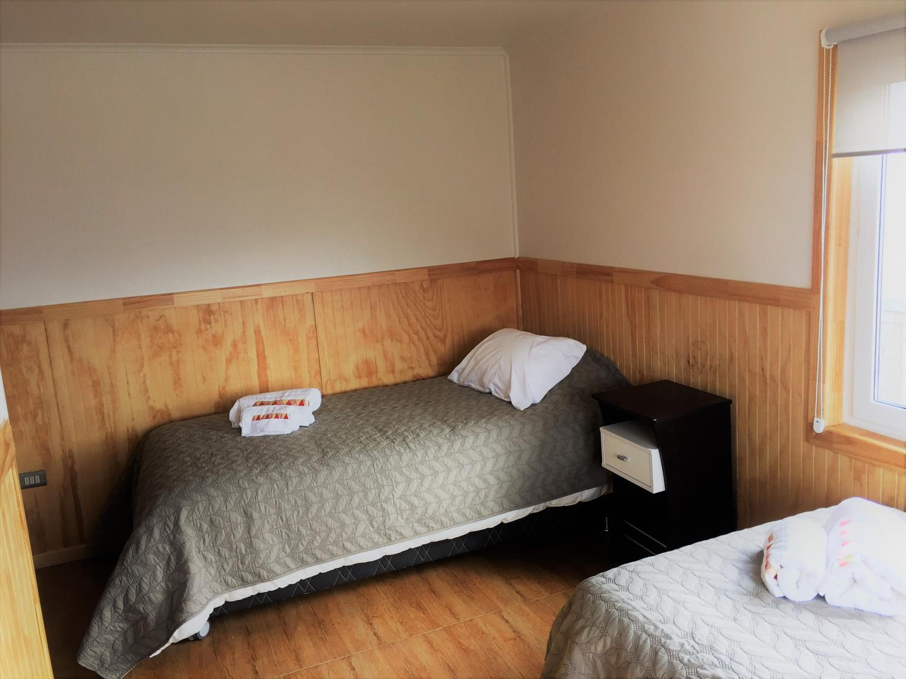 Twin Room with Private Bathroom photo 1
