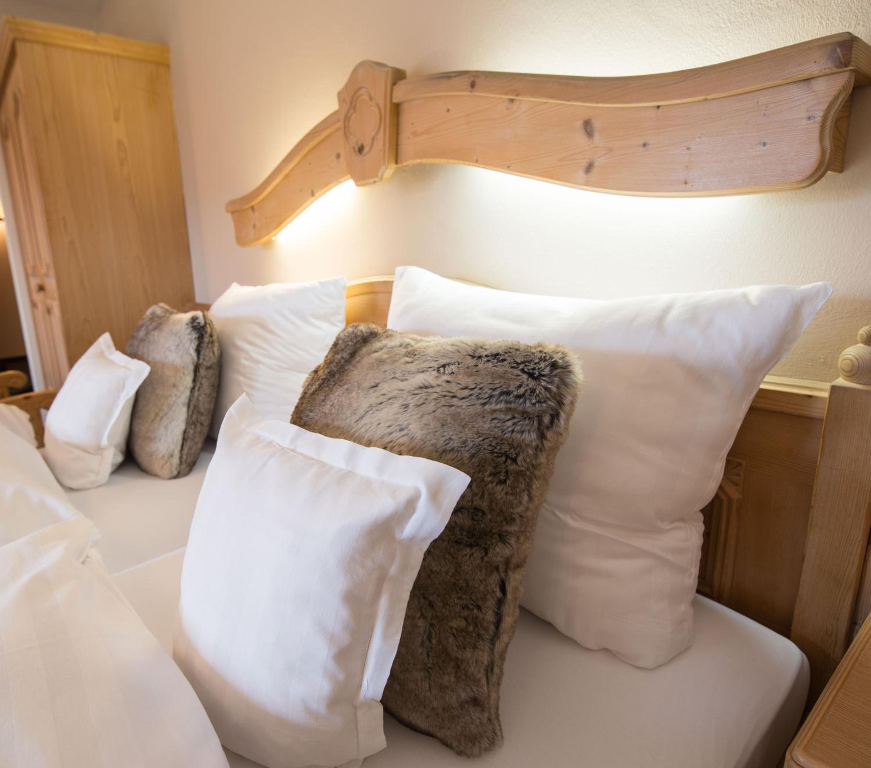 Standard Double Room - Photo 4