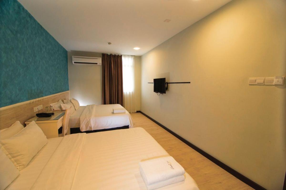 Junior Suite - Photo 1