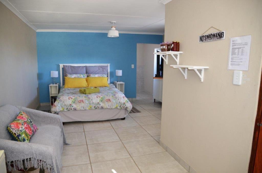 Deluxe Queen Room - Photo 1