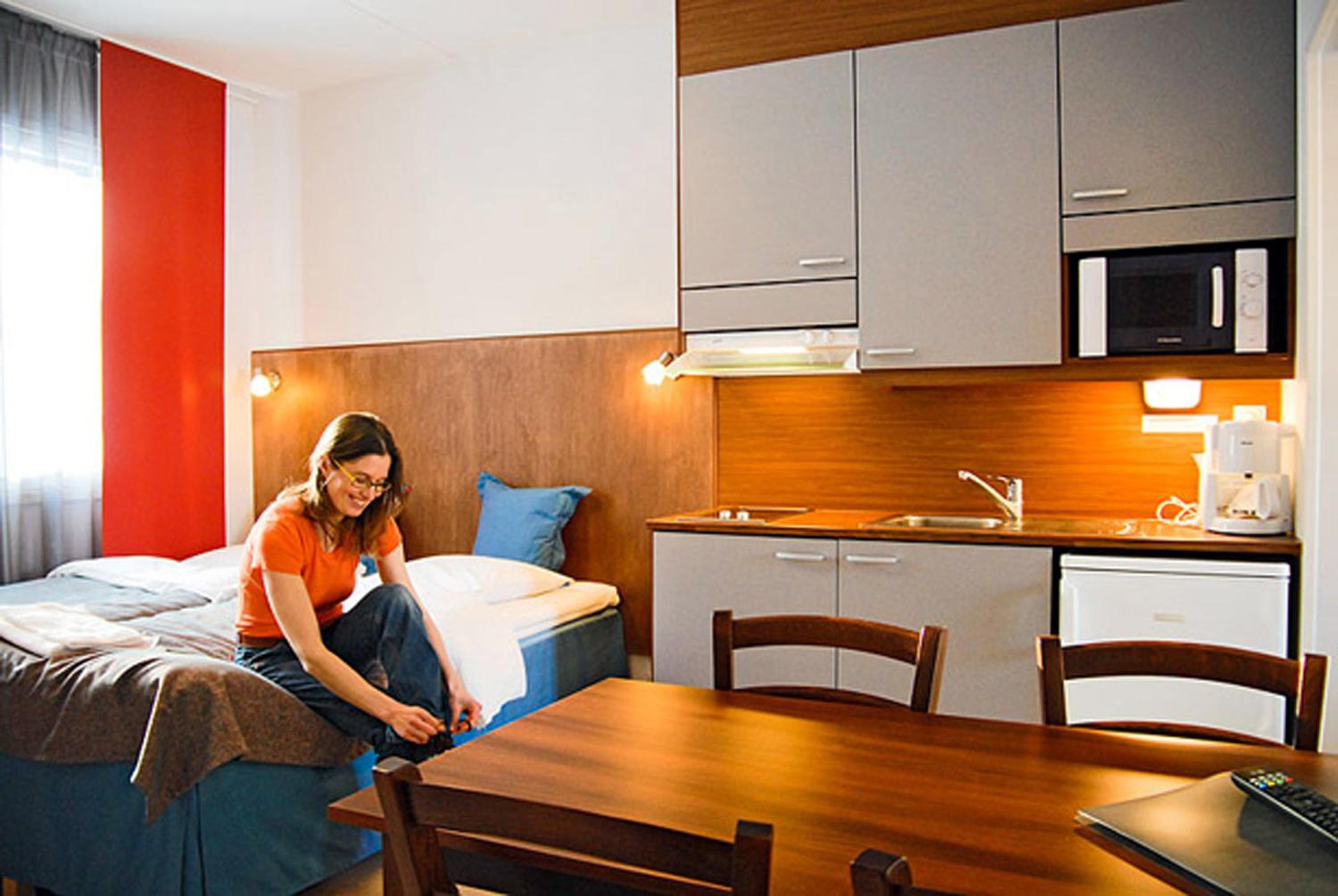 One-Bedroom Apartment (4 Adults) - Photo 7