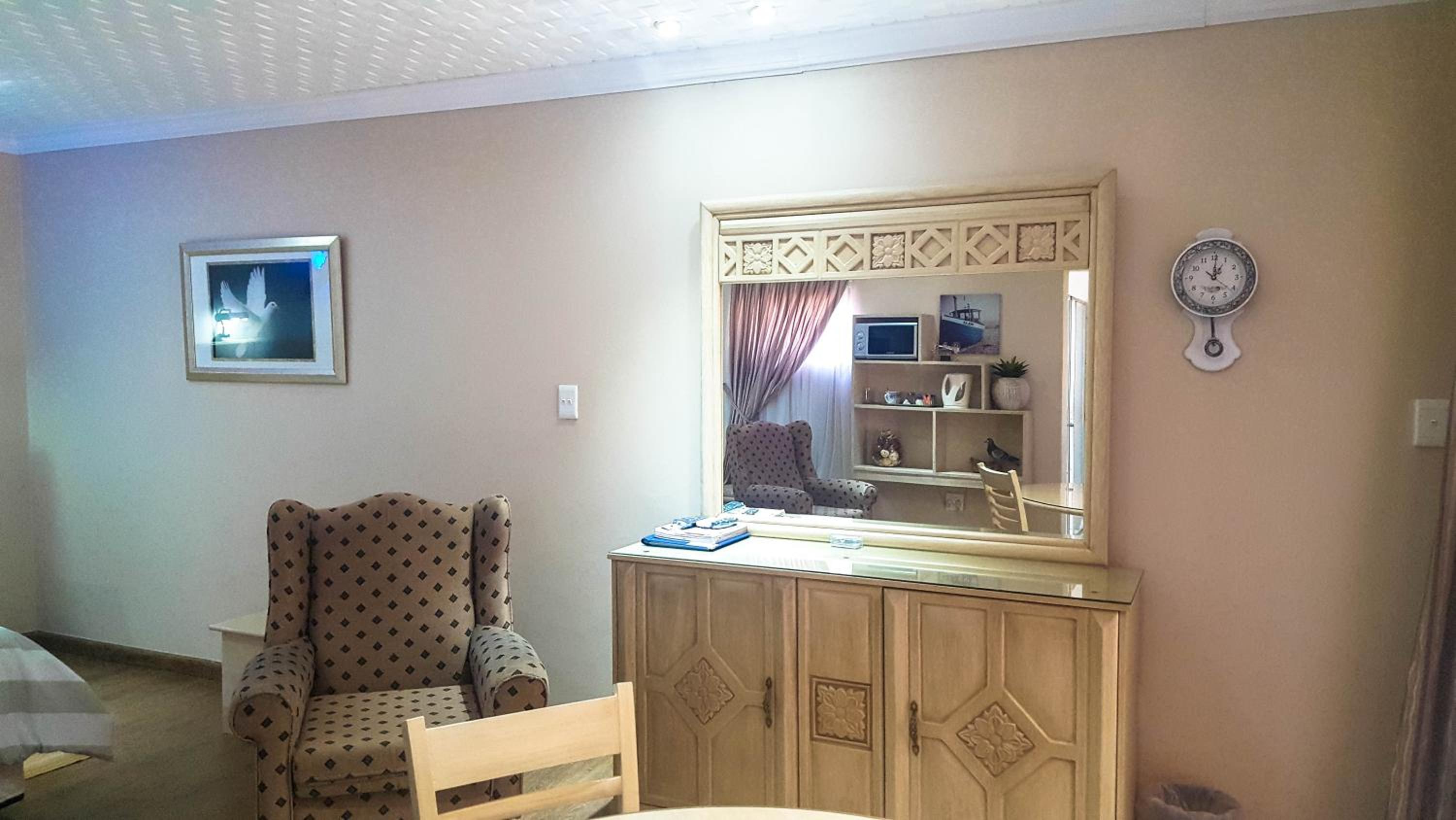 Executive Suite - Duif photo 1