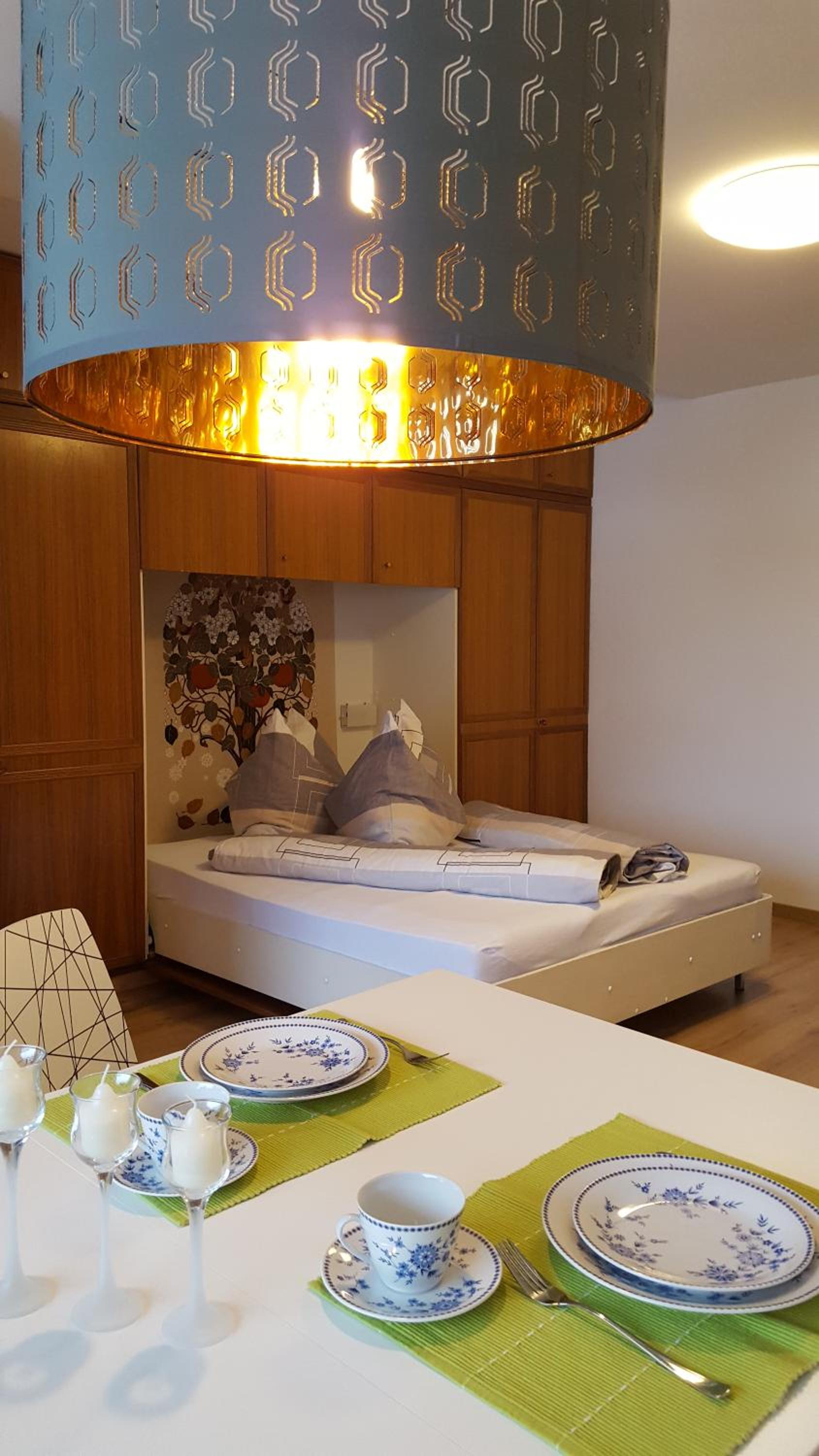 Apartment with Mountain View - Photo 1