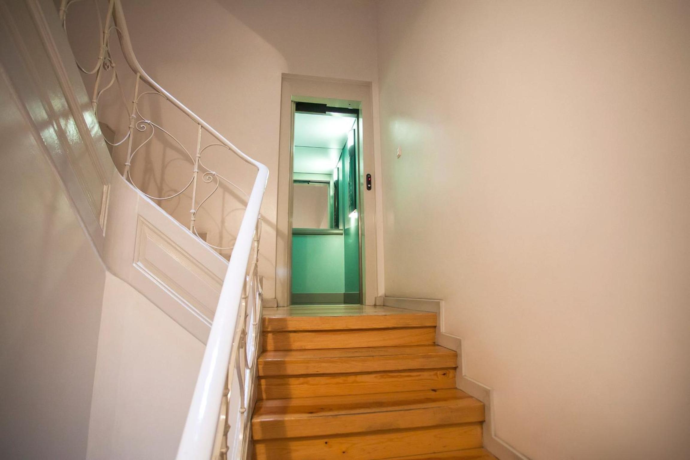 Apartment - Photo 5