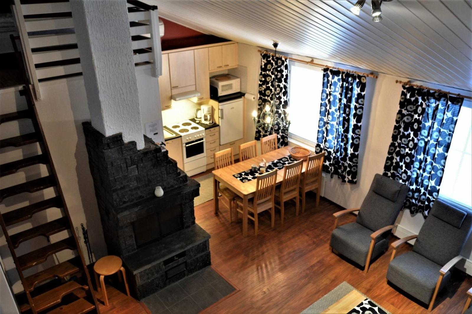 One-Bedroom Apartment photo 2