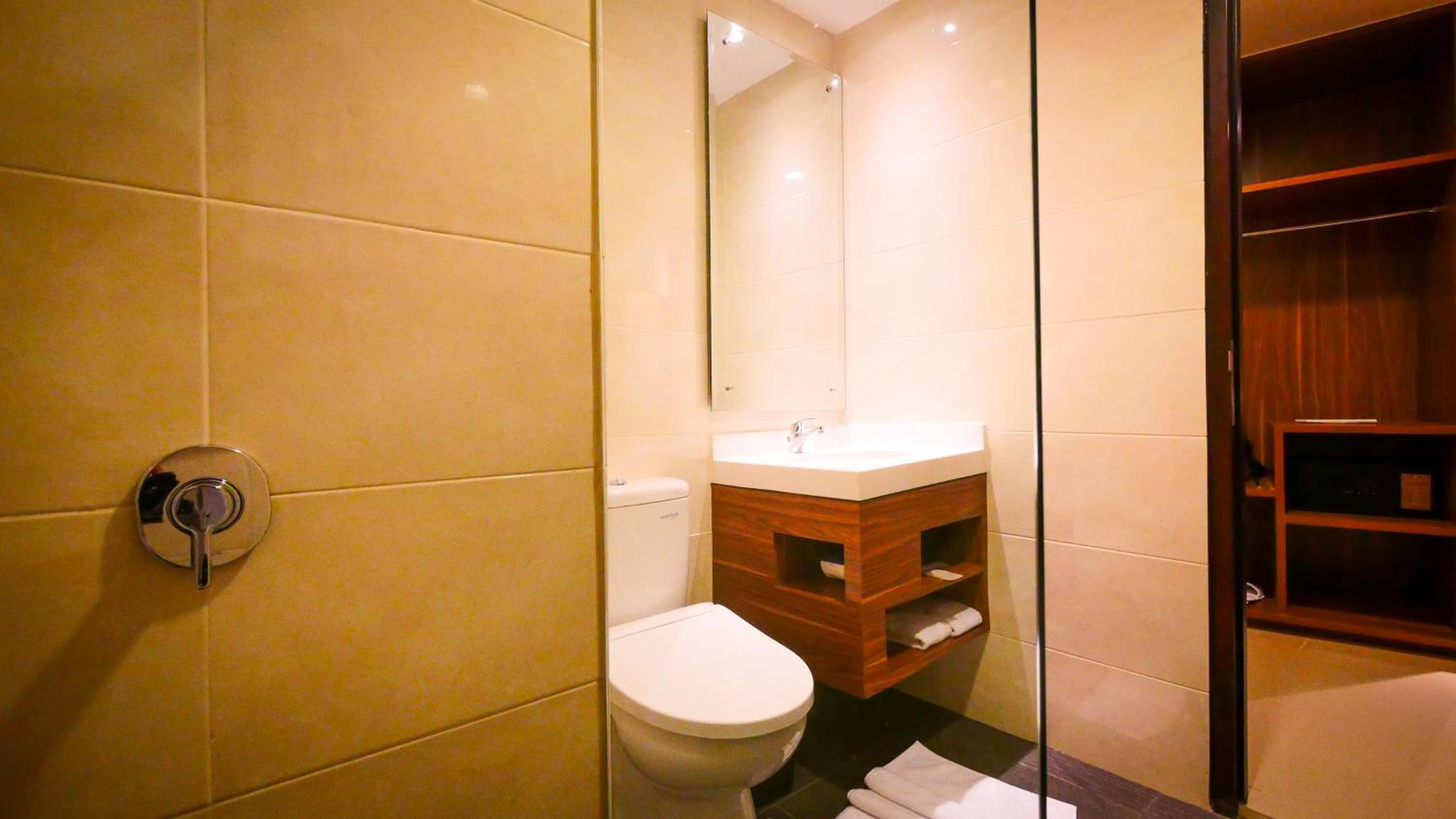 Deluxe Double Room photo 3