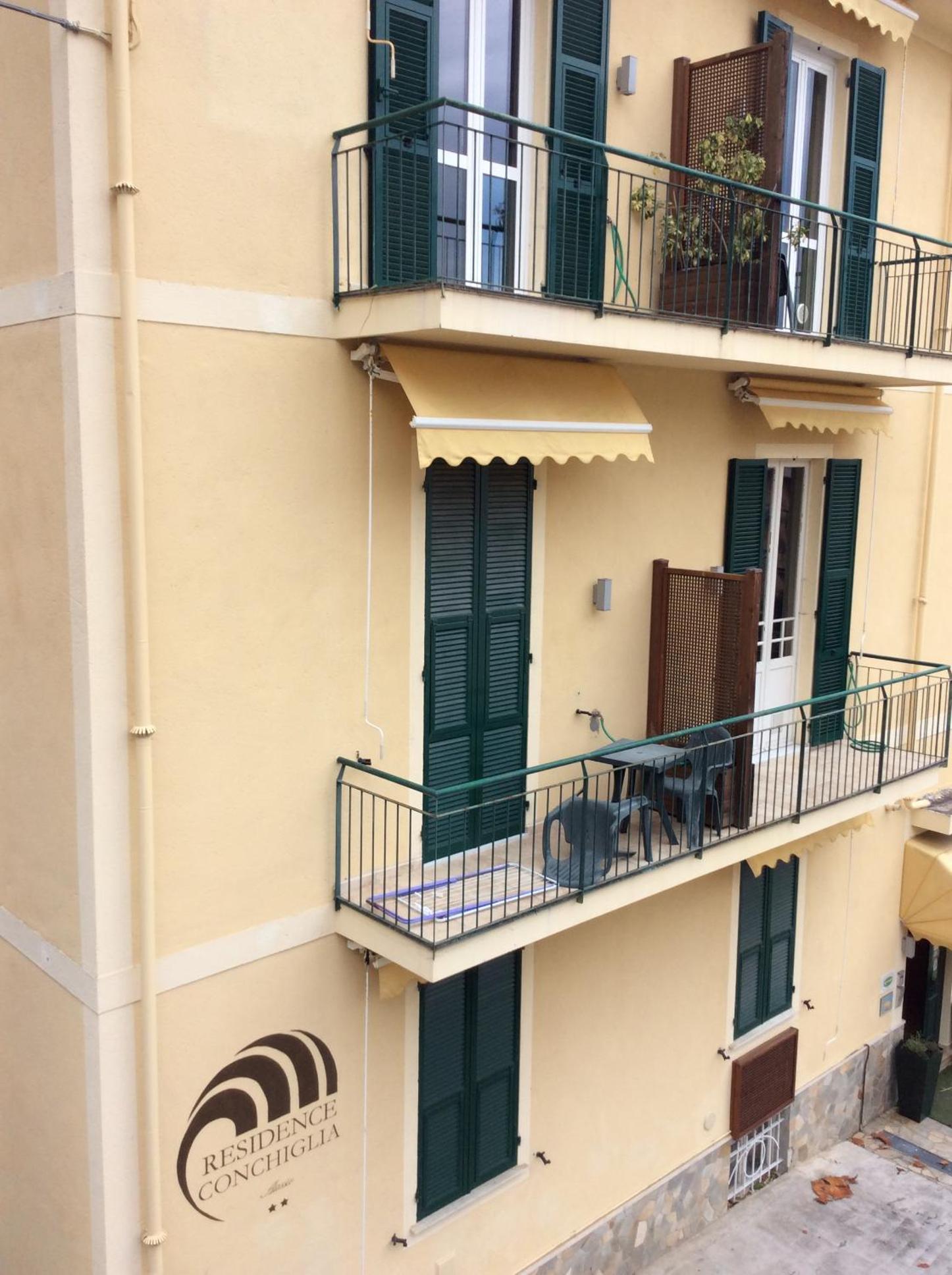 Studio Apartment with Sea View photo 3