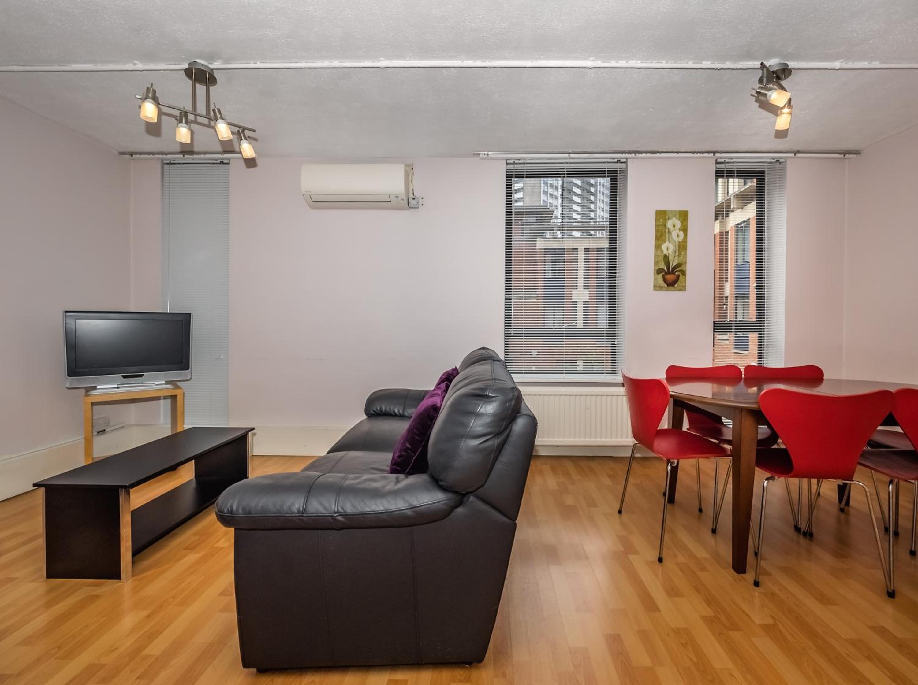 Two-Bedroom Apartment photo 1