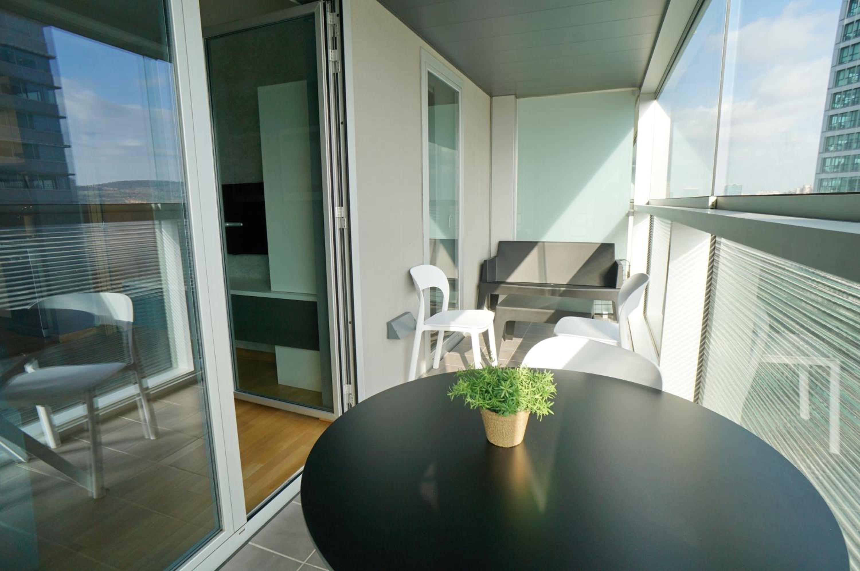 Apartamento de una habitación con terraza