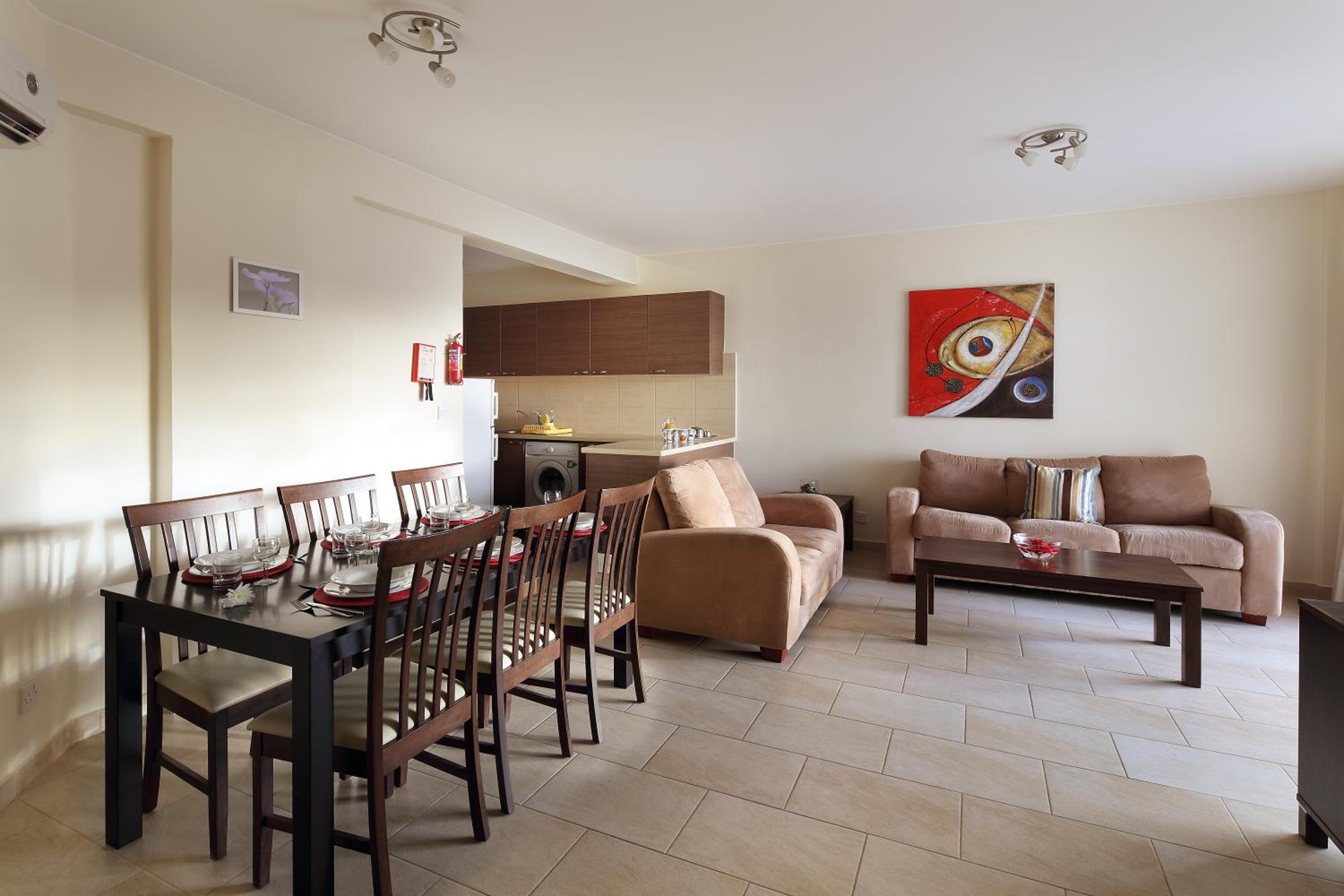 Executive Two-Bedroom Apartment  with Sea View photo 1