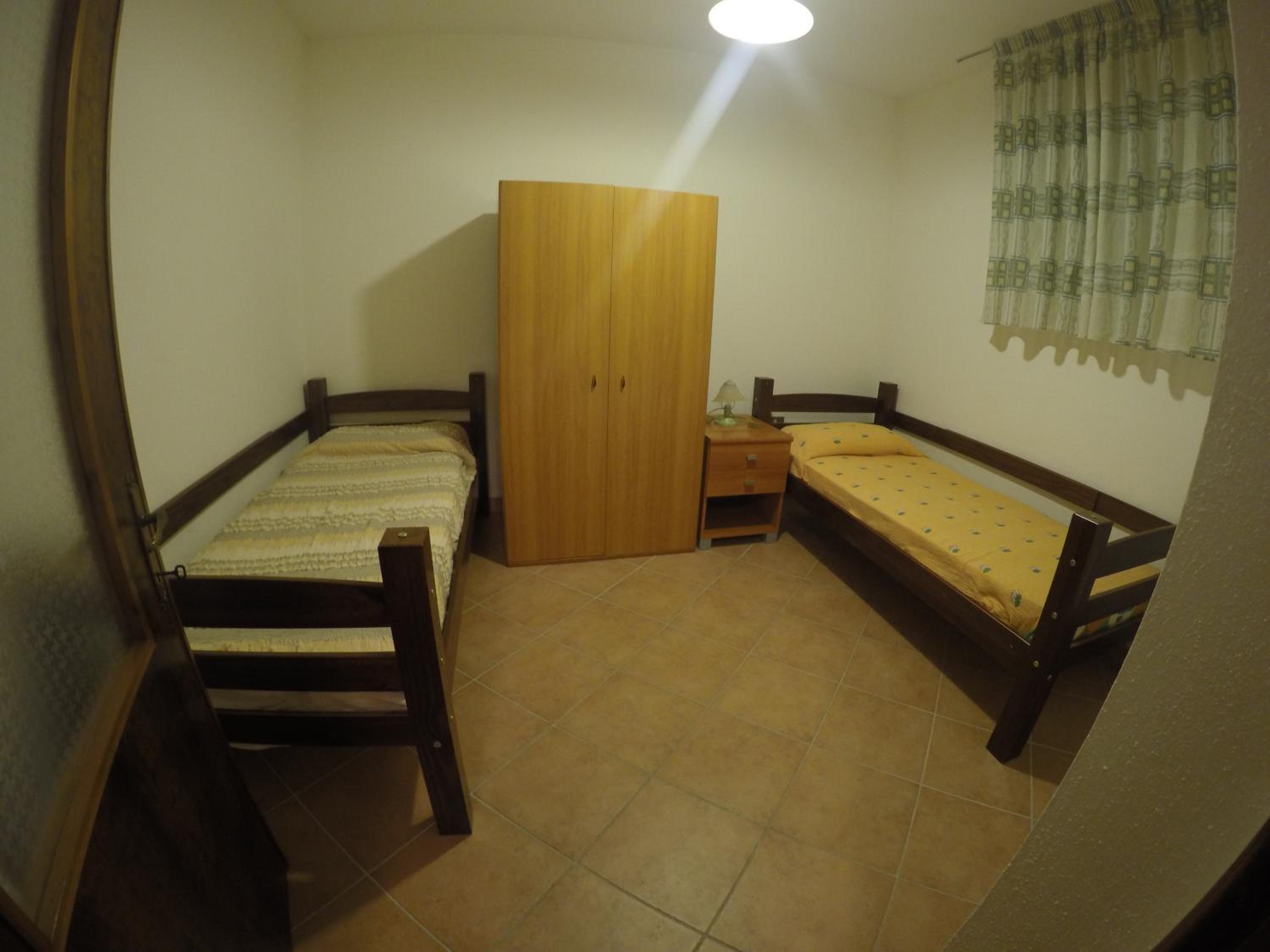 Two-Bedroom Apartment with Balcony - Photo 3