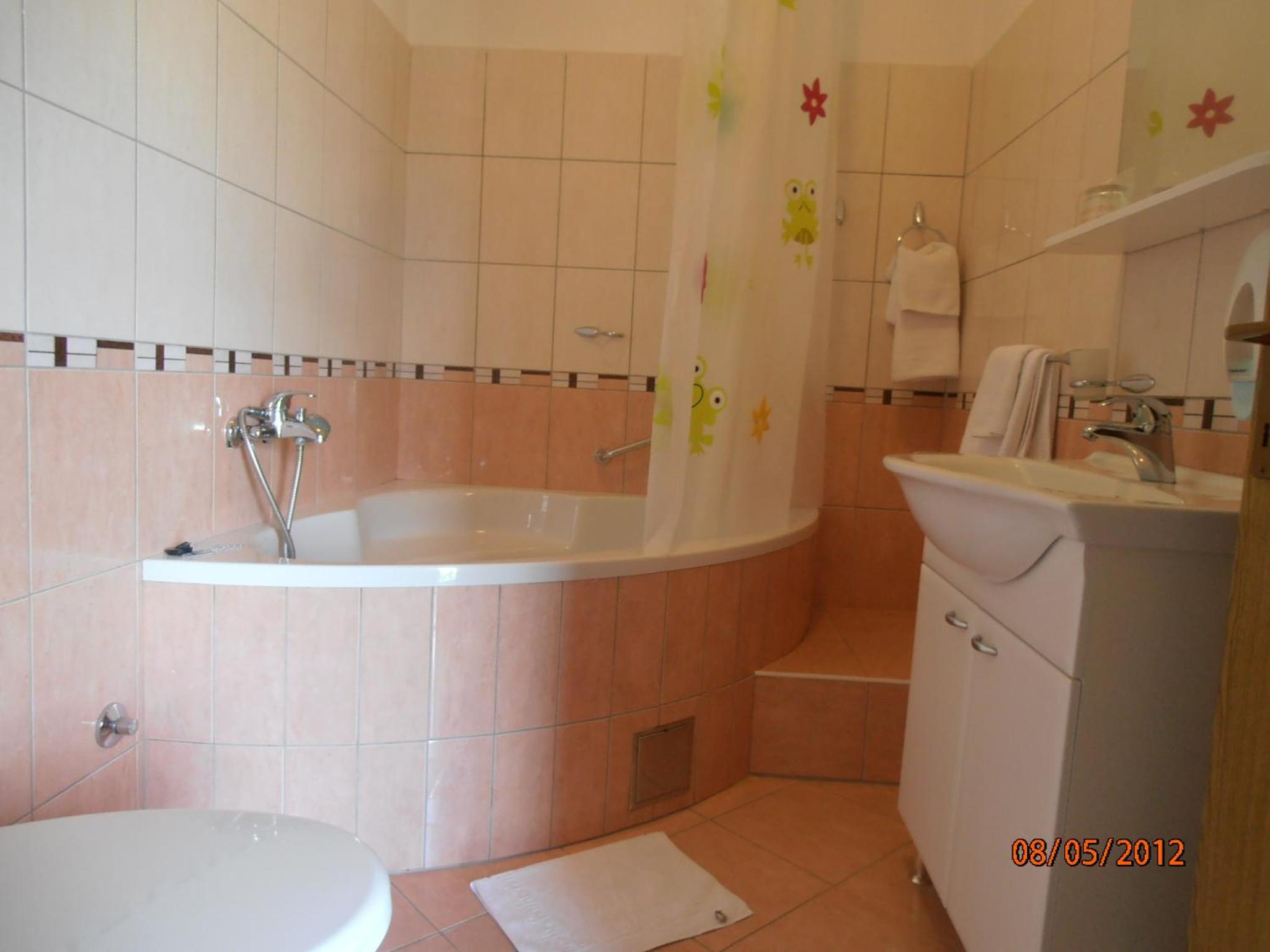 Triple Room - Photo 16