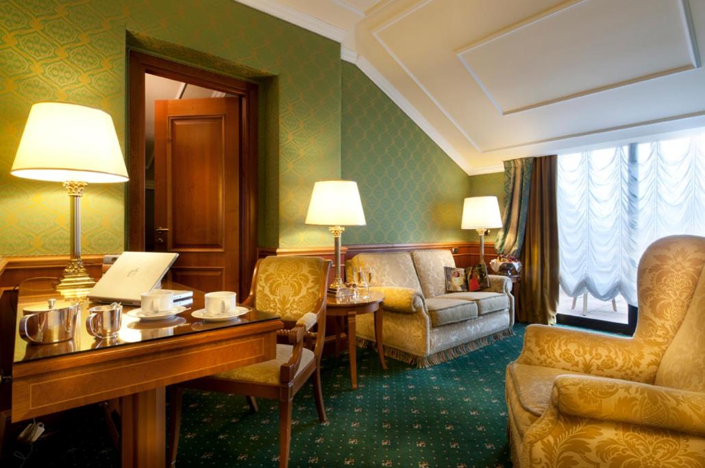 Suite with Lake View photo 3