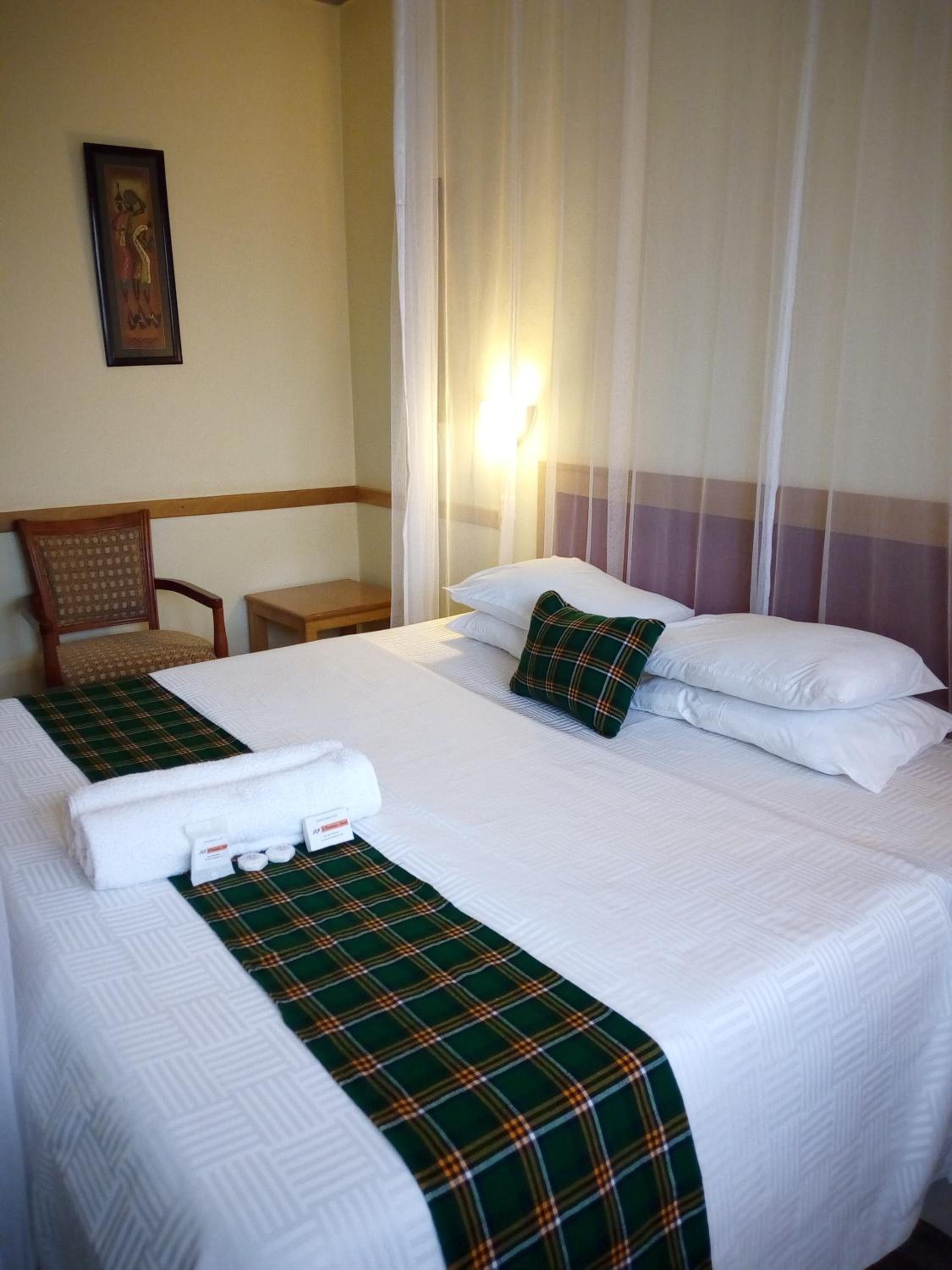 Double Room with Private Bathroom photo 1