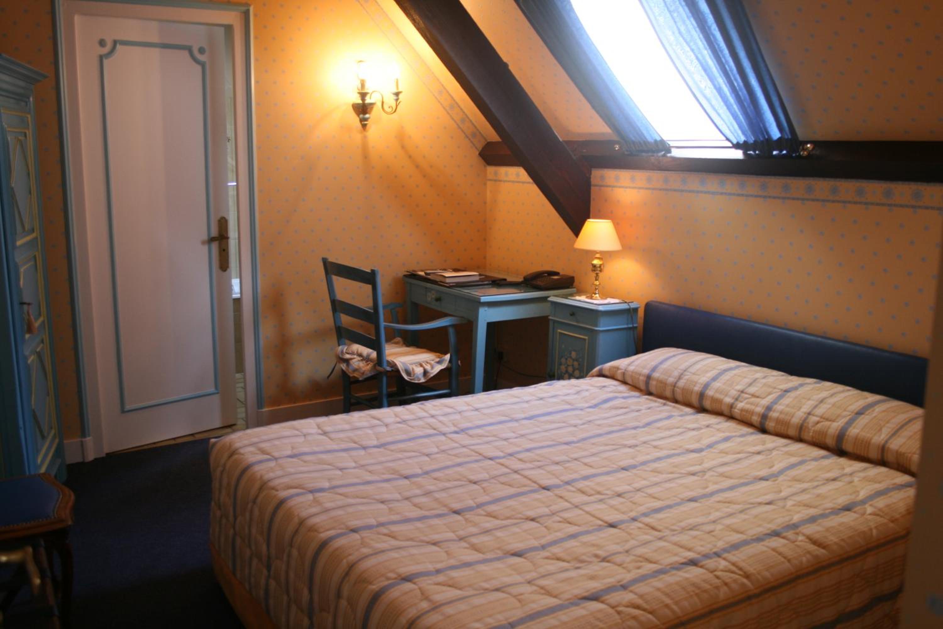 Standard Double Room photo 1